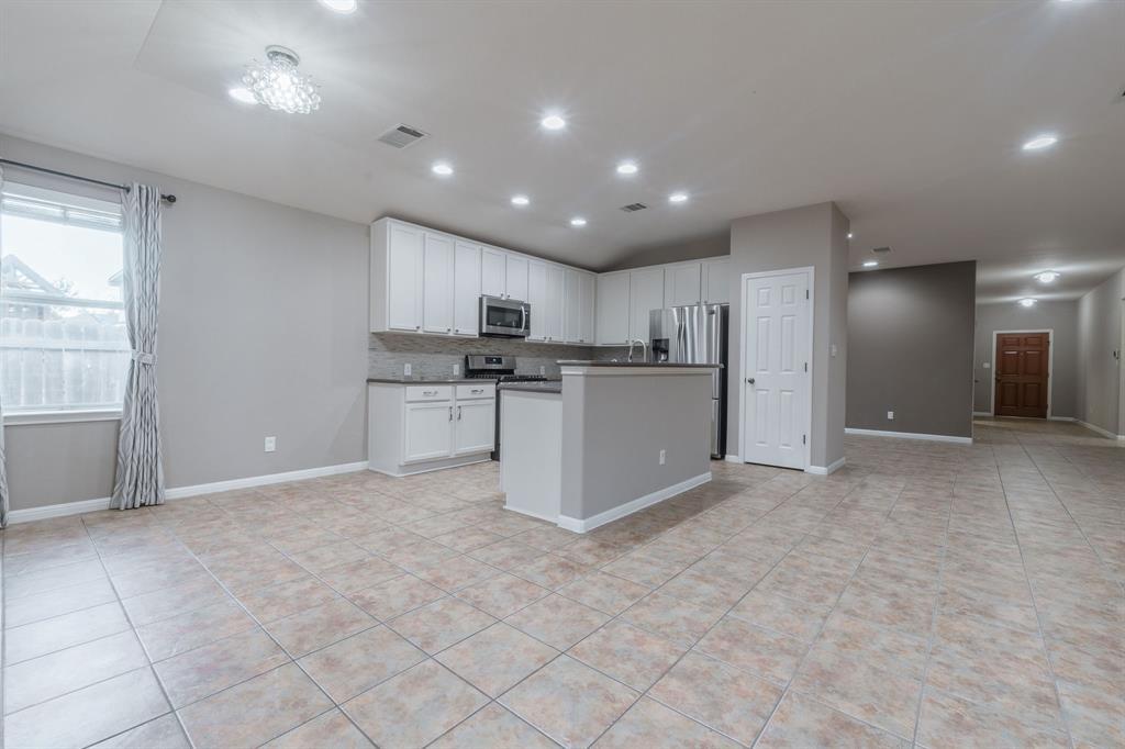 9408 Castle Pines Dr, Austin, TX 78717