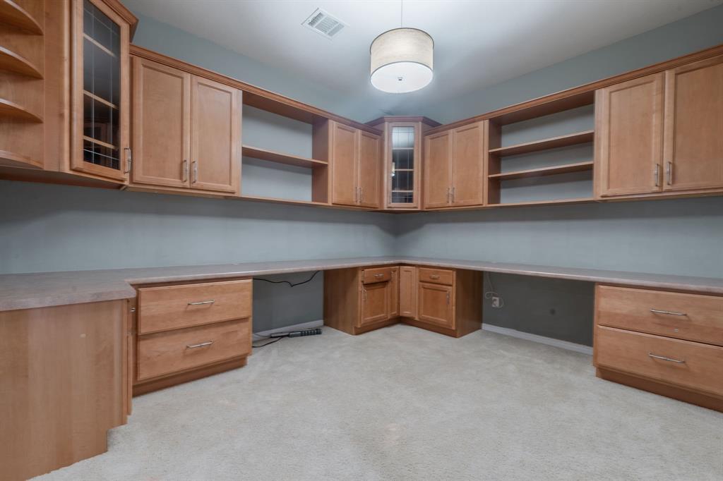 9408 Castle Pines Dr, Austin, TX 78717