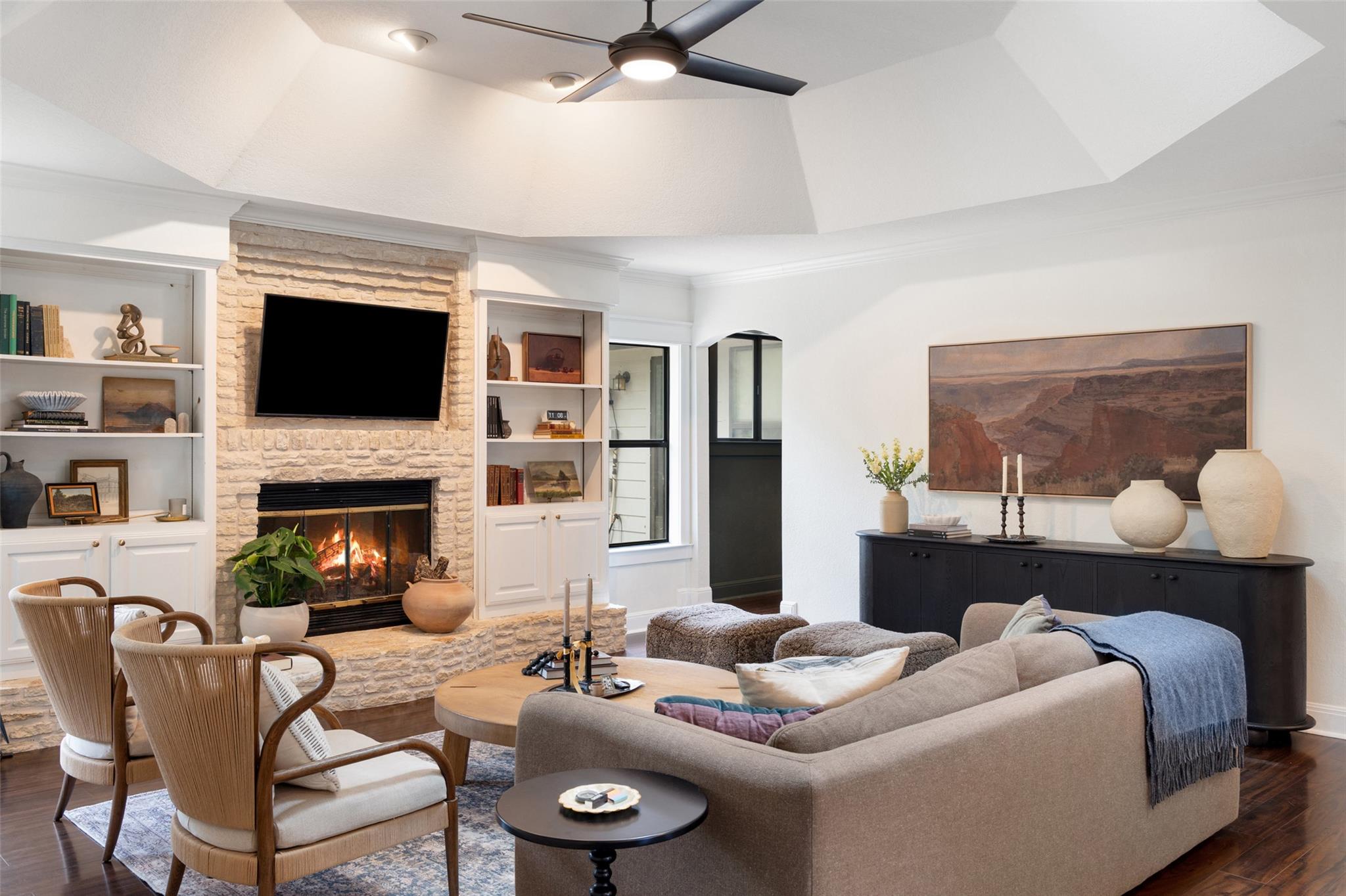 3701 Indian Point Dr, Austin, TX 78739