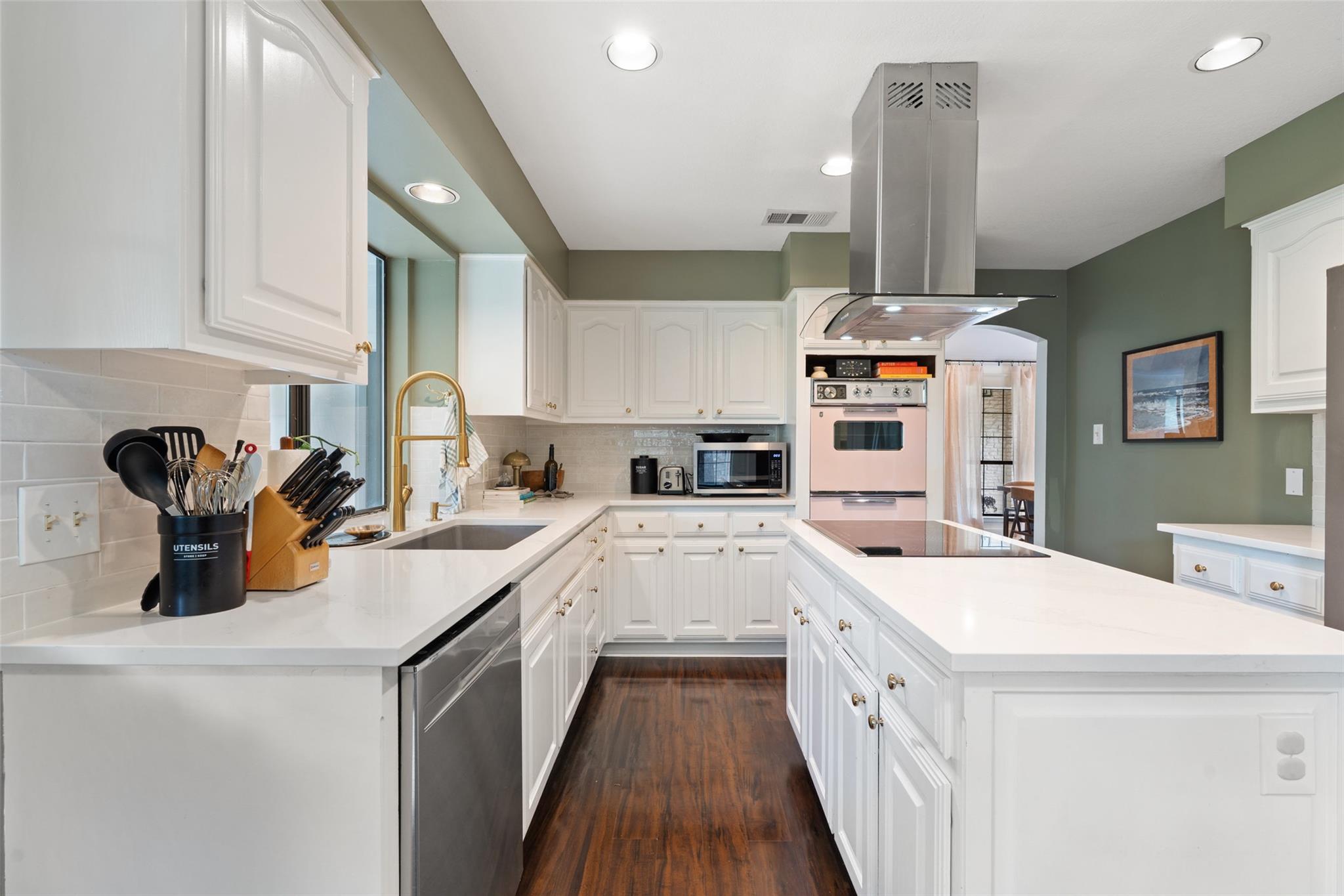 3701 Indian Point Dr, Austin, TX 78739