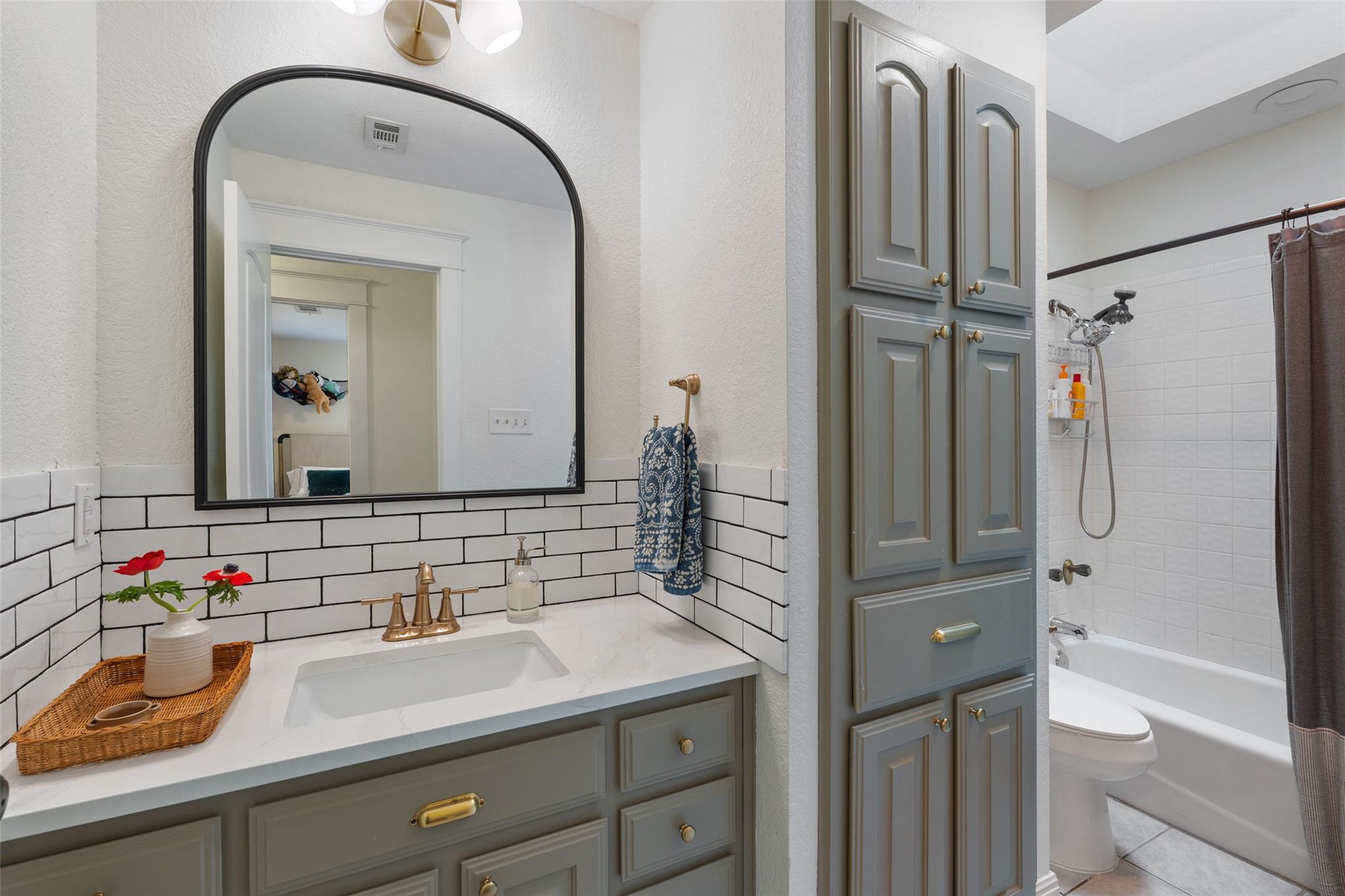 3701 Indian Point Dr, Austin, TX 78739