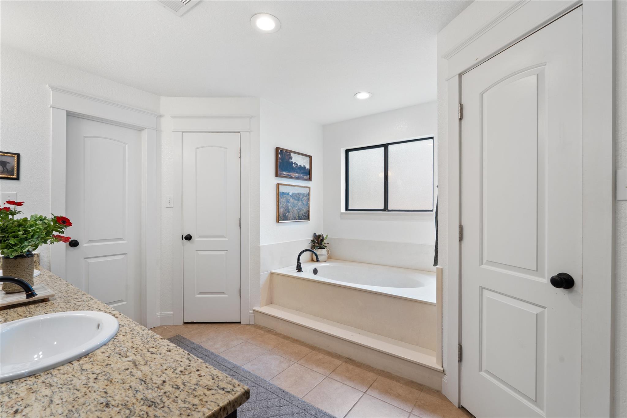3701 Indian Point Dr, Austin, TX 78739