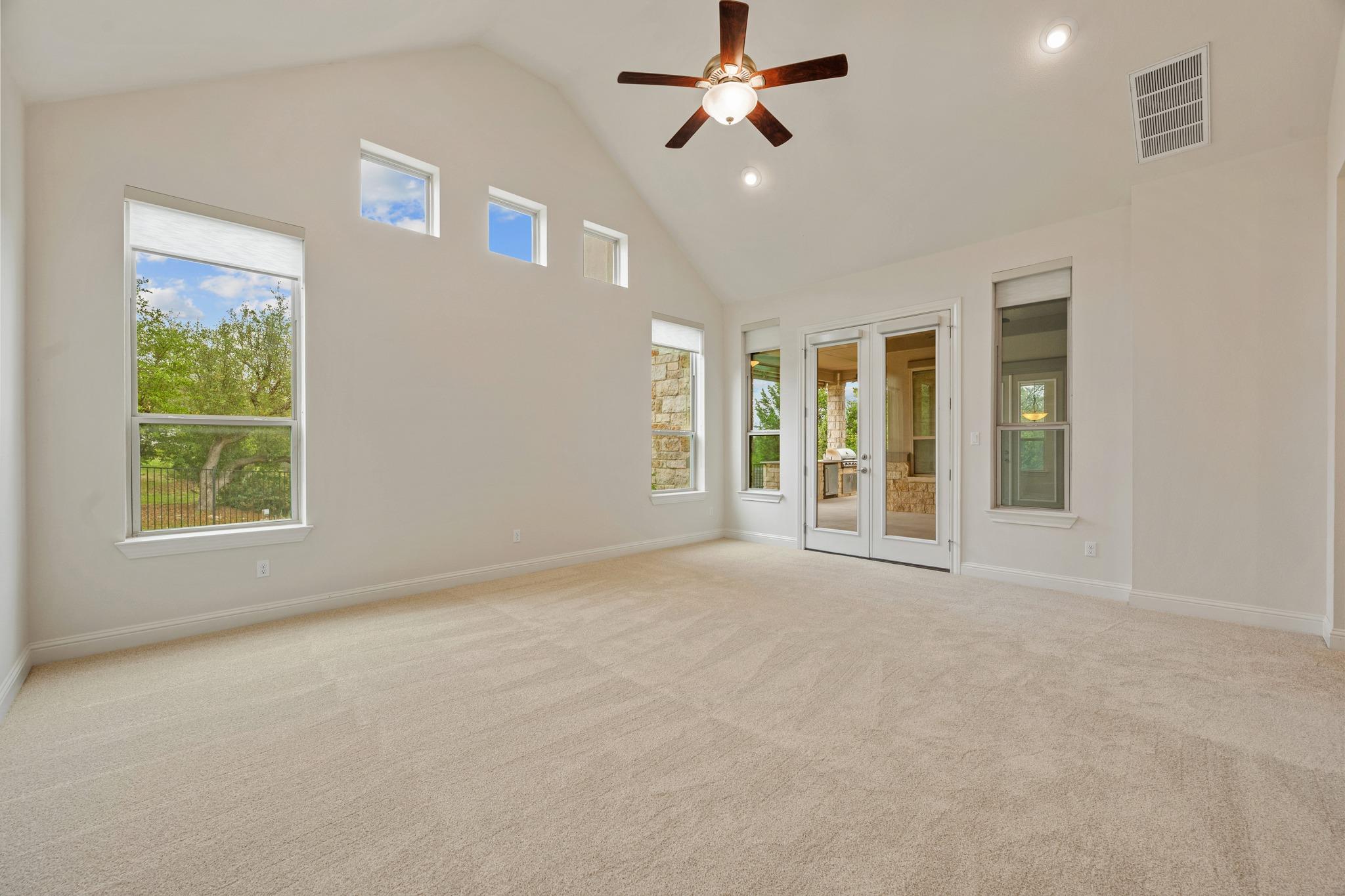 9733 Avion Cv, Dripping Springs, TX 78620