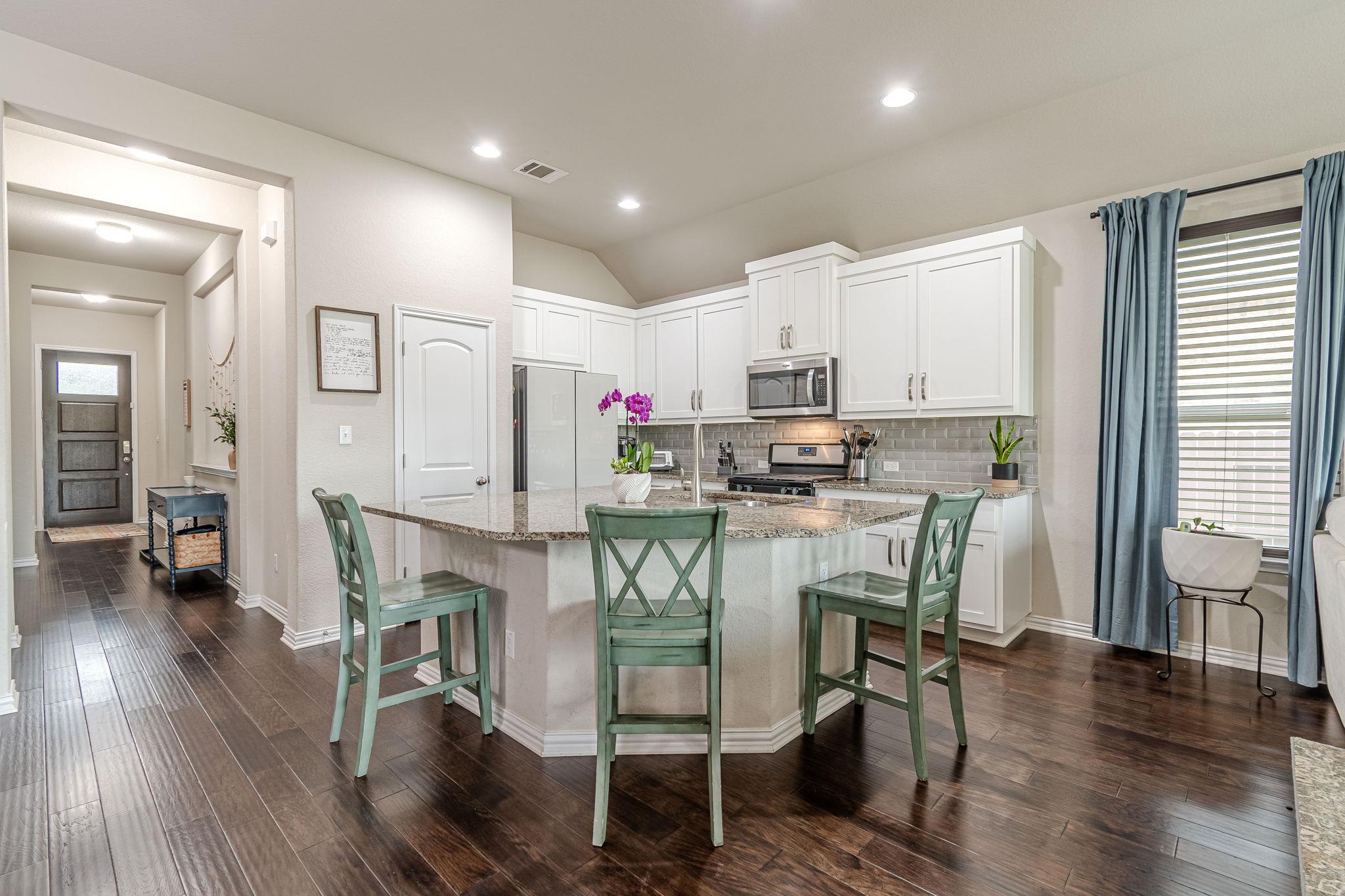 109 Tulip Garden Trl, San Marcos, TX 78666