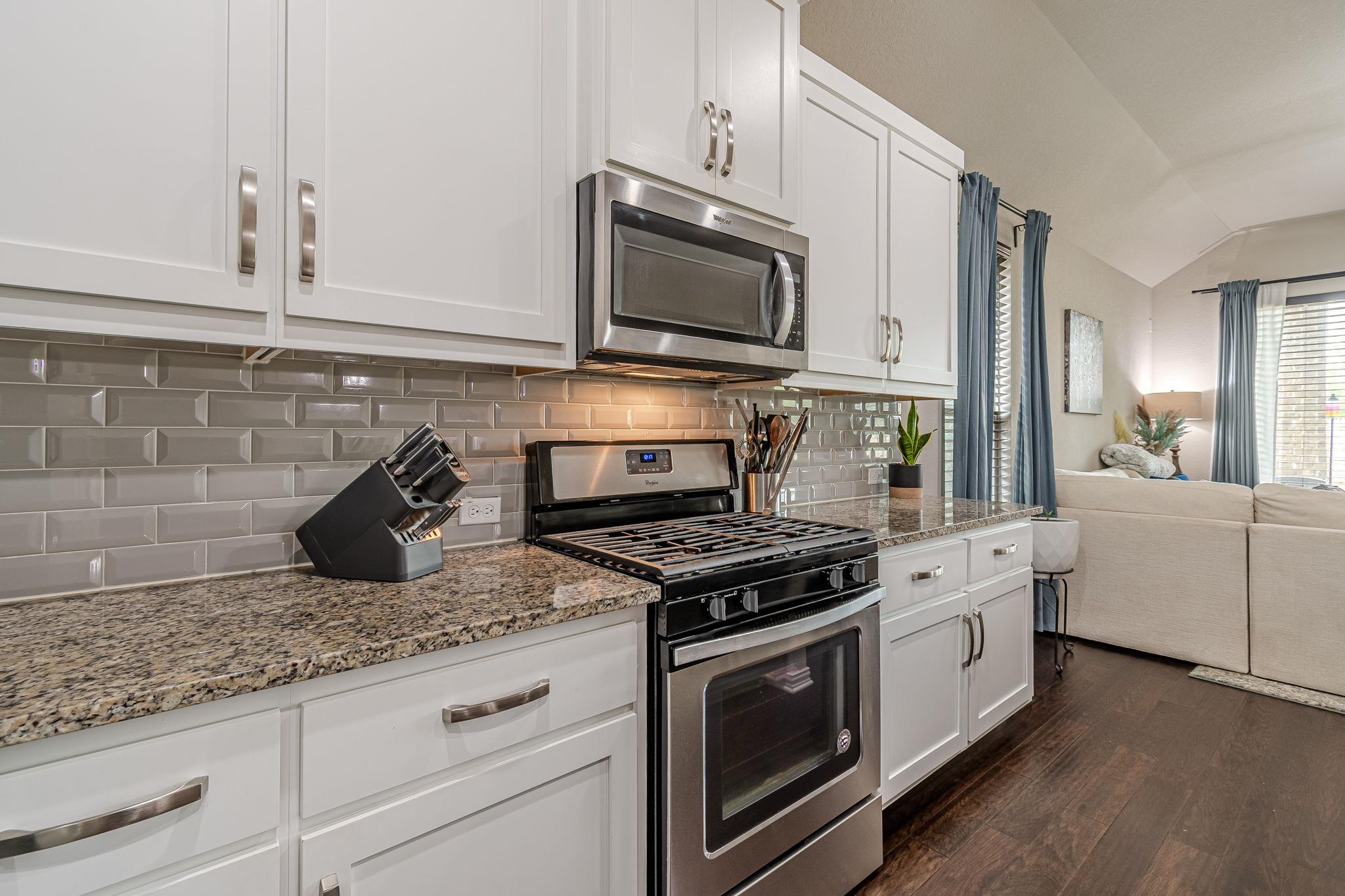 109 Tulip Garden Trl, San Marcos, TX 78666