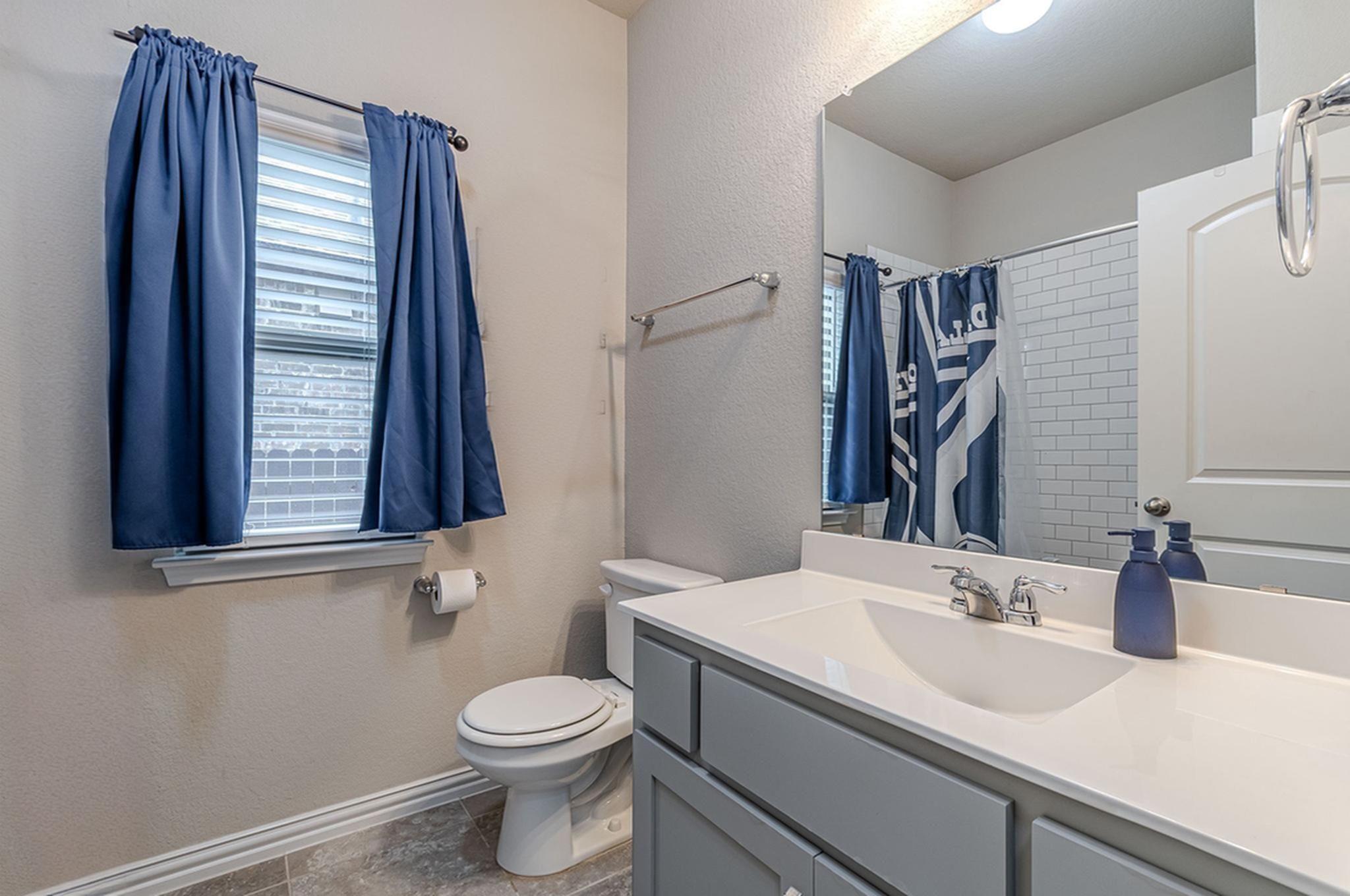 109 Tulip Garden Trl, San Marcos, TX 78666
