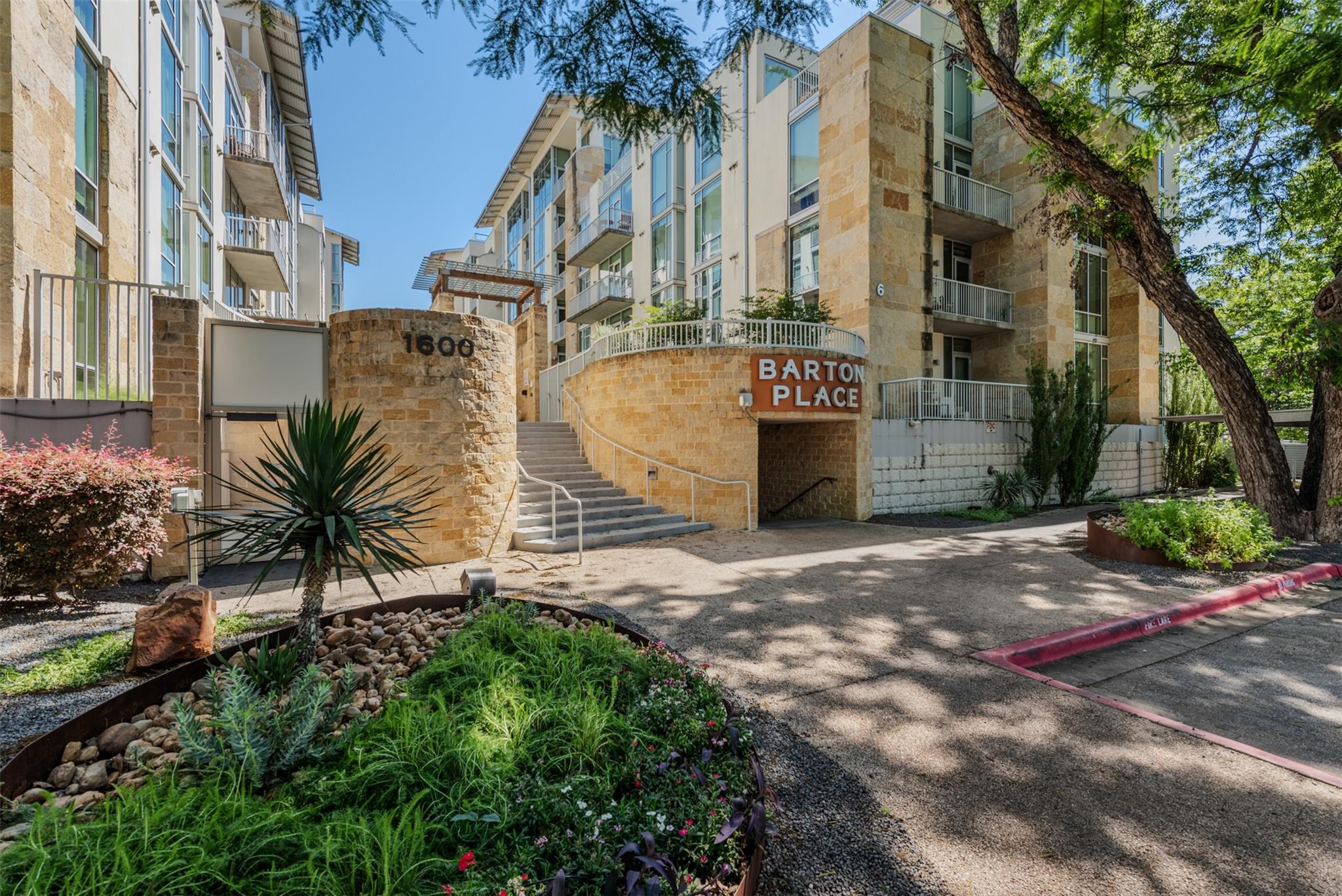 1600 Barton Springs Rd # 1507, Austin, TX 78704