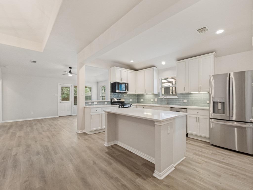 232 Strawberry Blonde Dr, Buda, TX 78610
