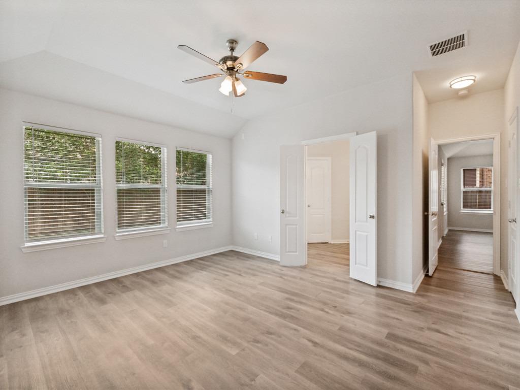 232 Strawberry Blonde Dr, Buda, TX 78610