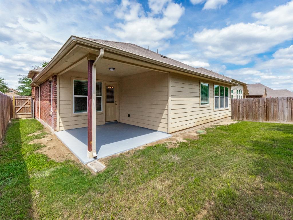 232 Strawberry Blonde Dr, Buda, TX 78610