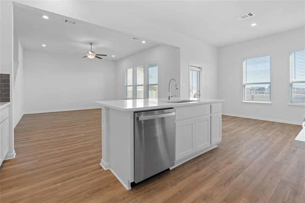 131 Buckle Cv, Kyle, TX 78640