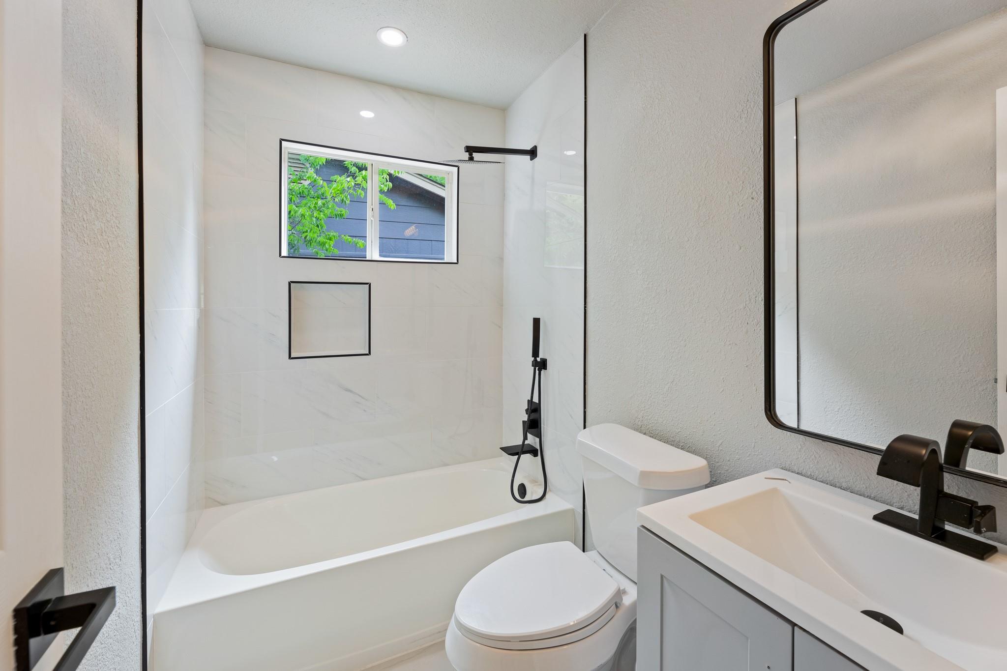 7000 Carwill Dr, Austin, TX 78724
