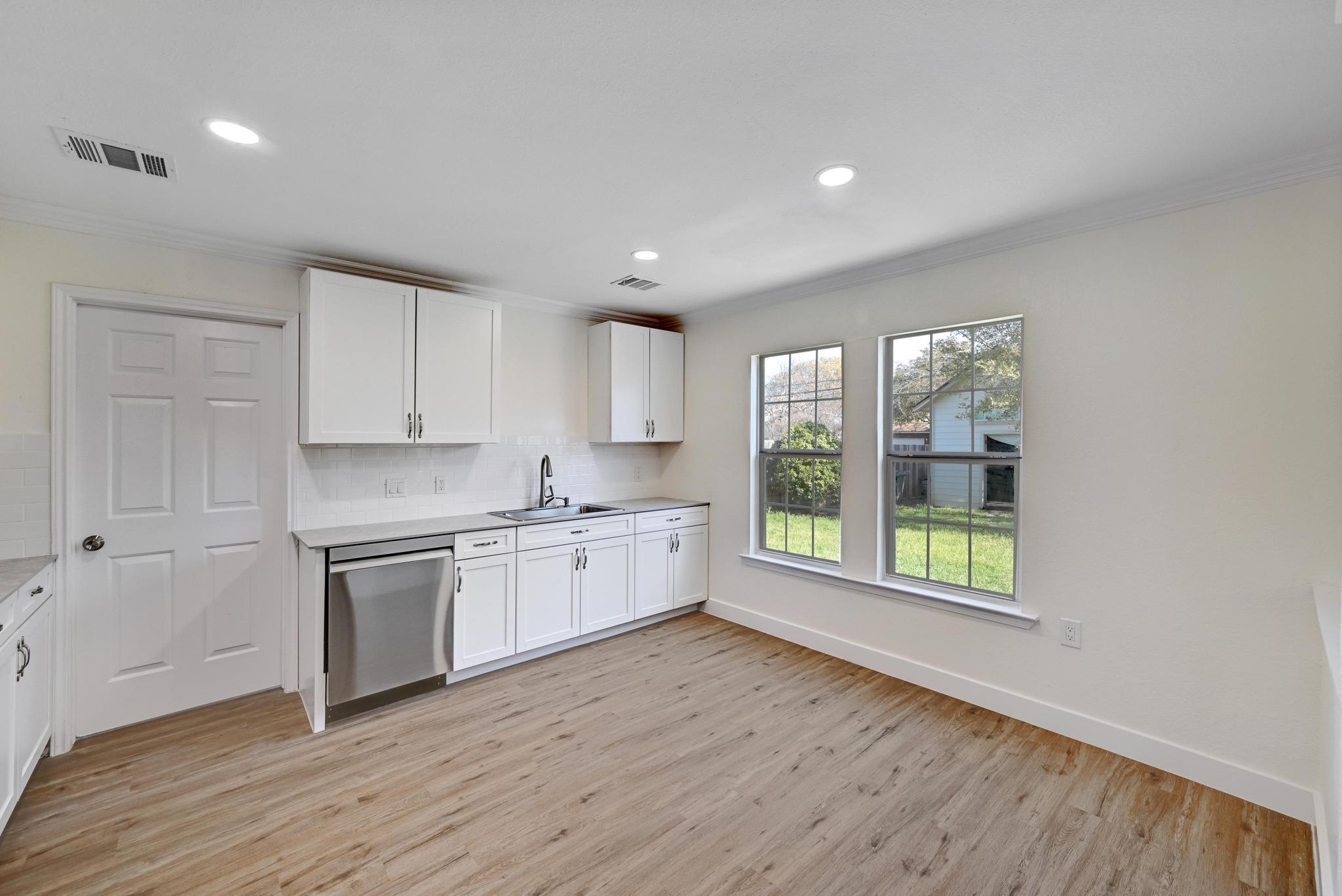 7413-L Marble Ridge Dr, Austin, TX 78747