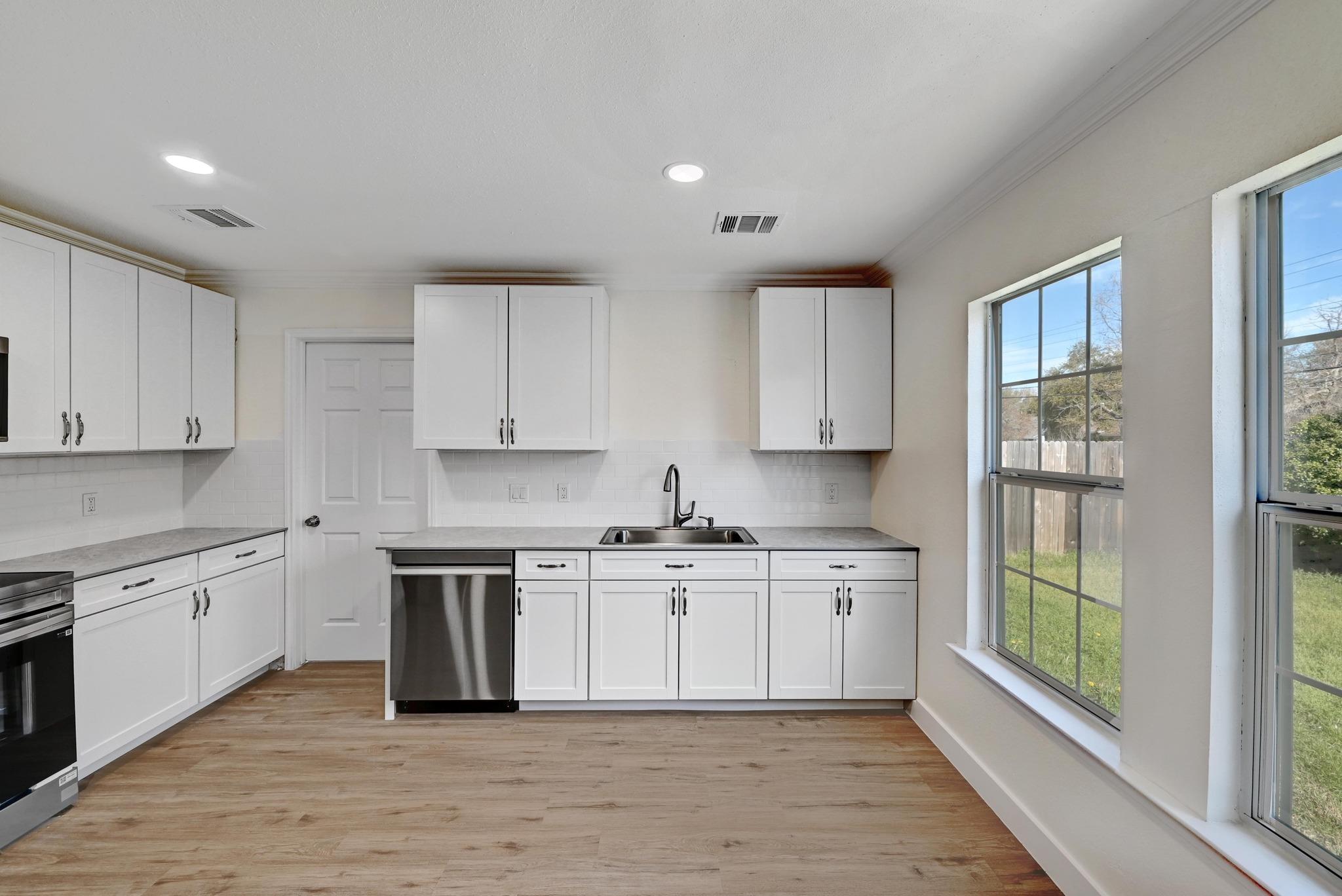 7413-L Marble Ridge Dr, Austin, TX 78747