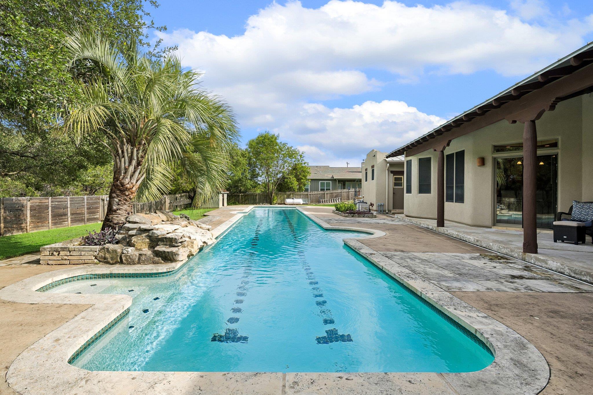 22227 Oban Dr, Spicewood, TX 78669