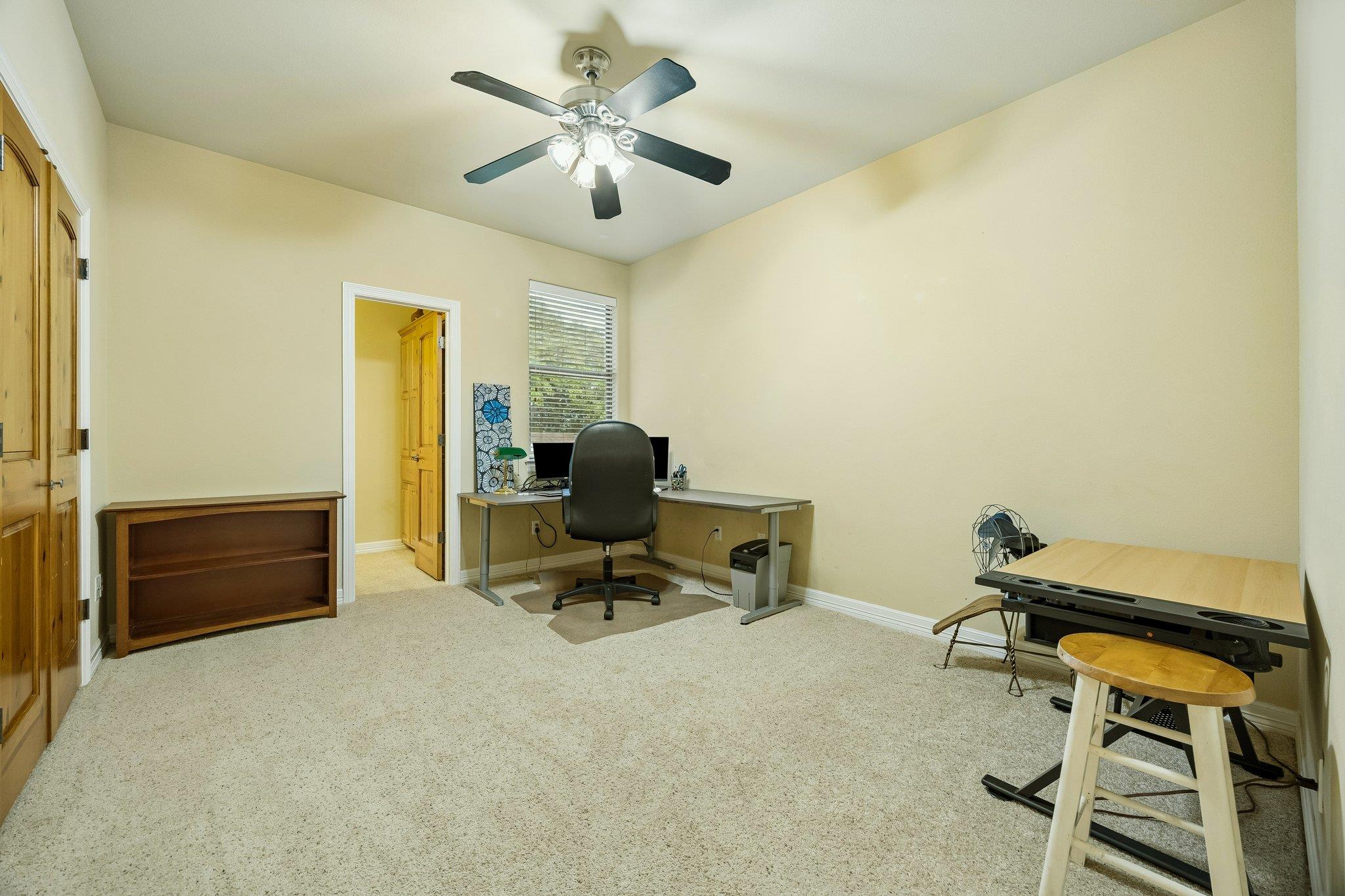 22227 Oban Dr, Spicewood, TX 78669