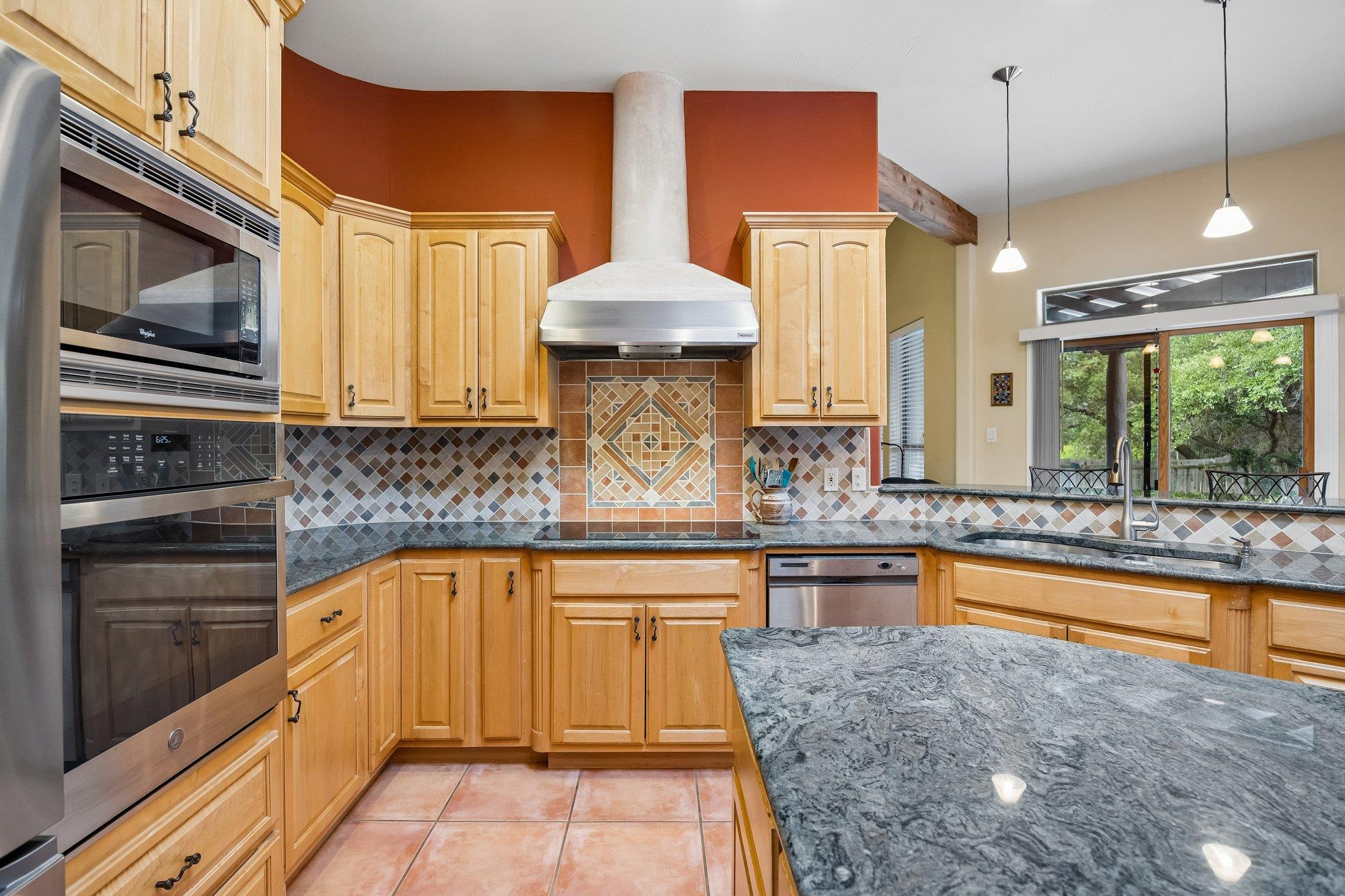 22227 Oban Dr, Spicewood, TX 78669