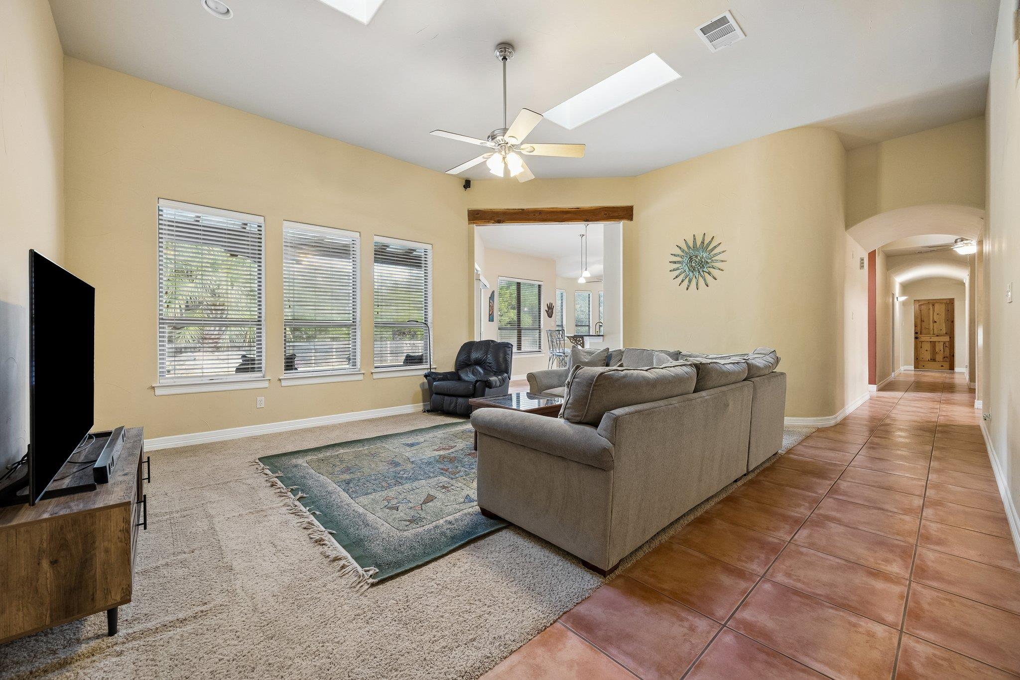 22227 Oban Dr, Spicewood, TX 78669