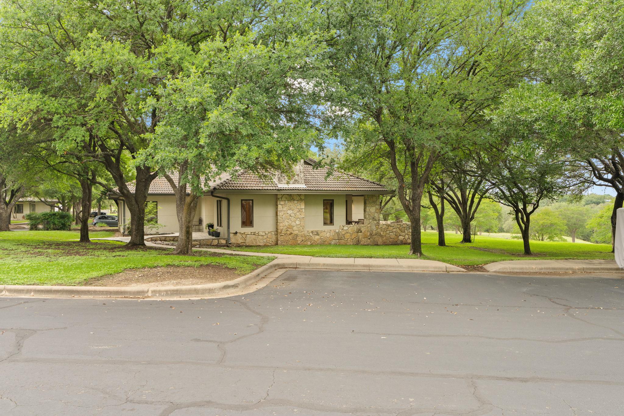 1927 Clubhouse Hill Dr # 14, Spicewood, TX 78669