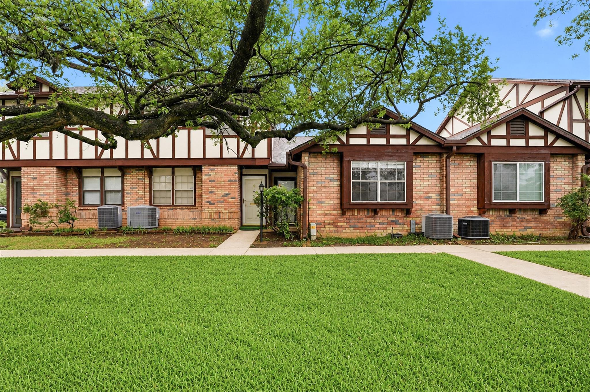 3505 Greystone Dr, Austin, TX 78731