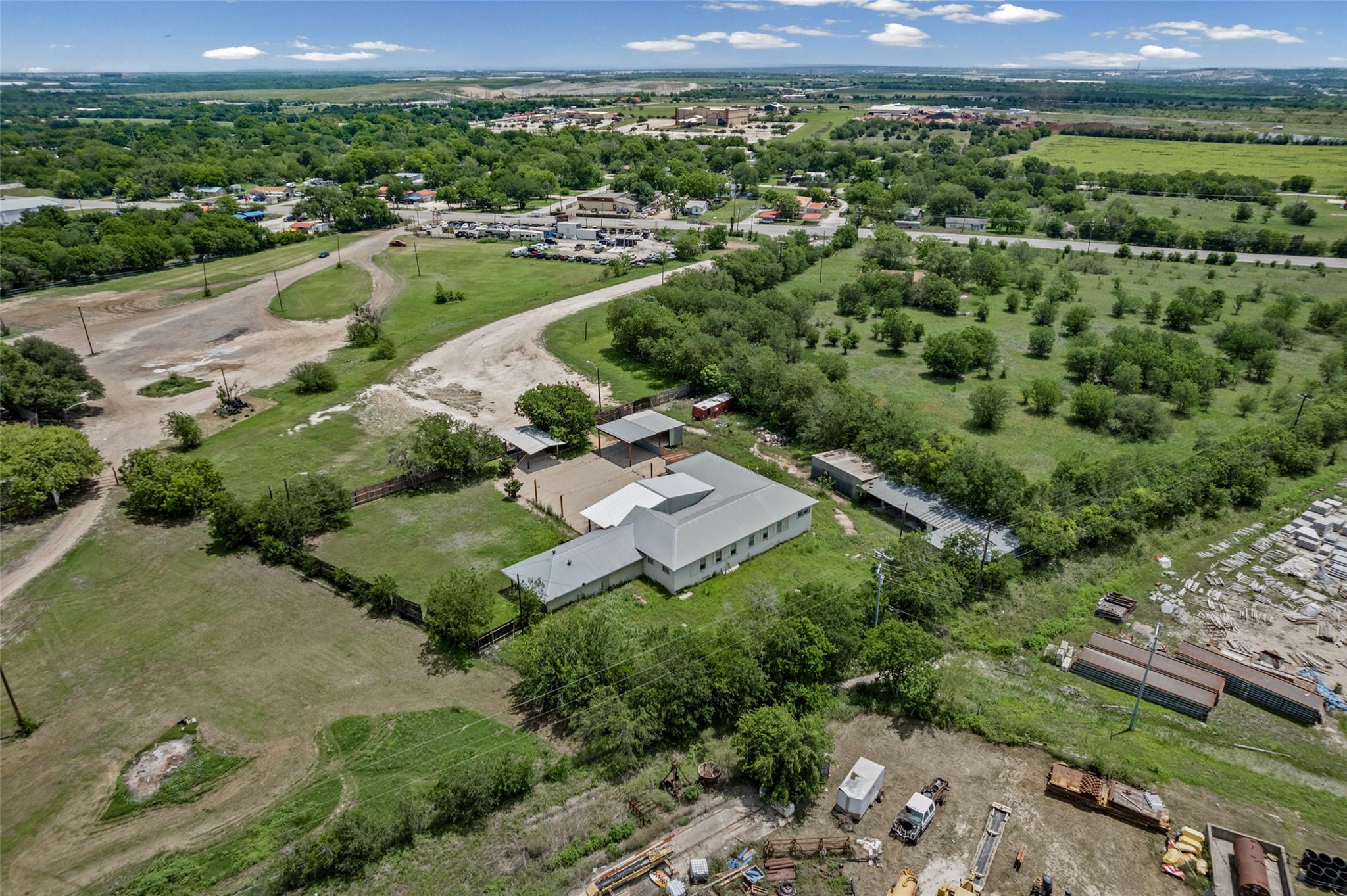 6950 Us Highway 183 S, Austin, TX 78744