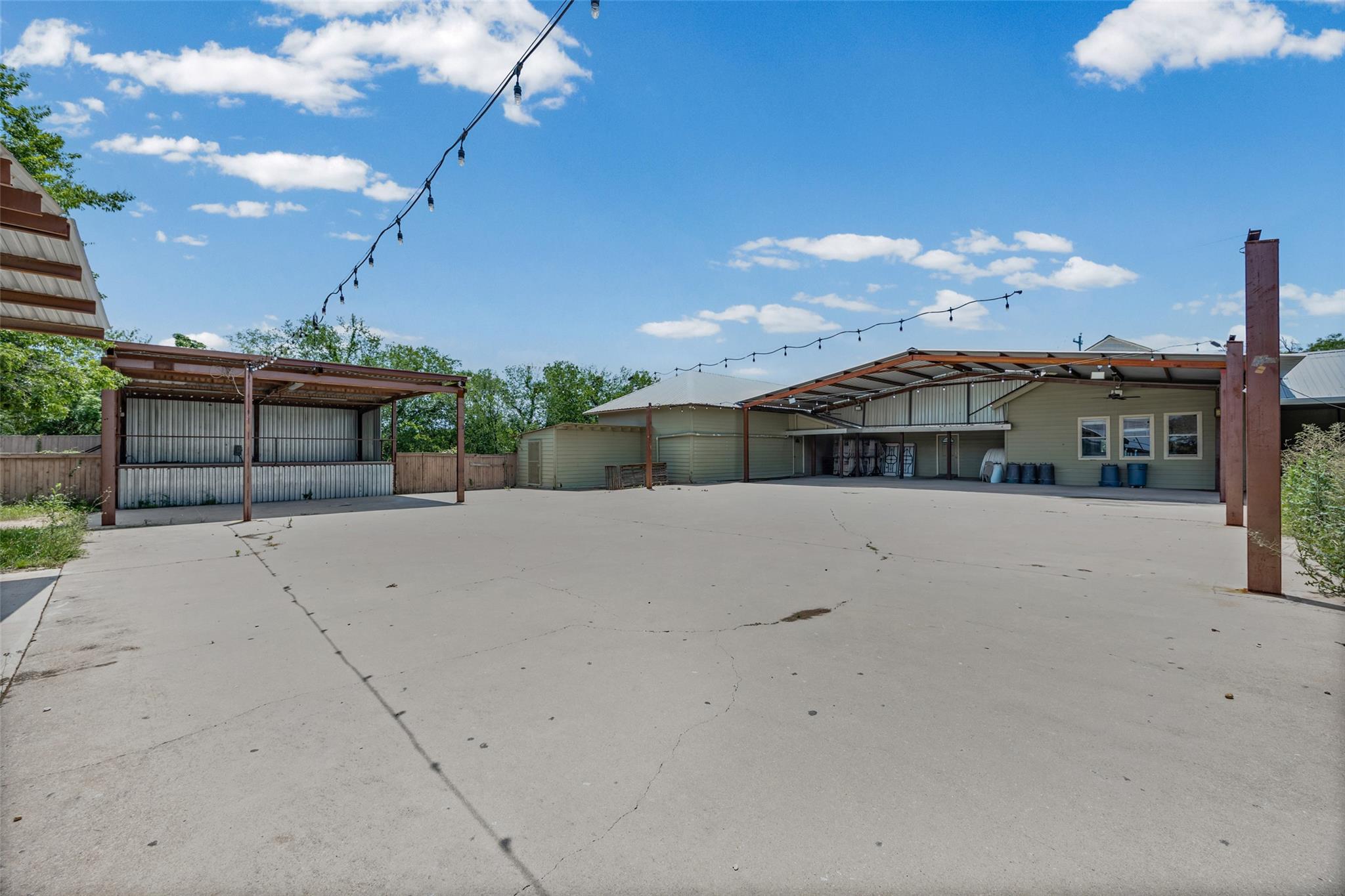 6950 Us Highway 183 S, Austin, TX 78744