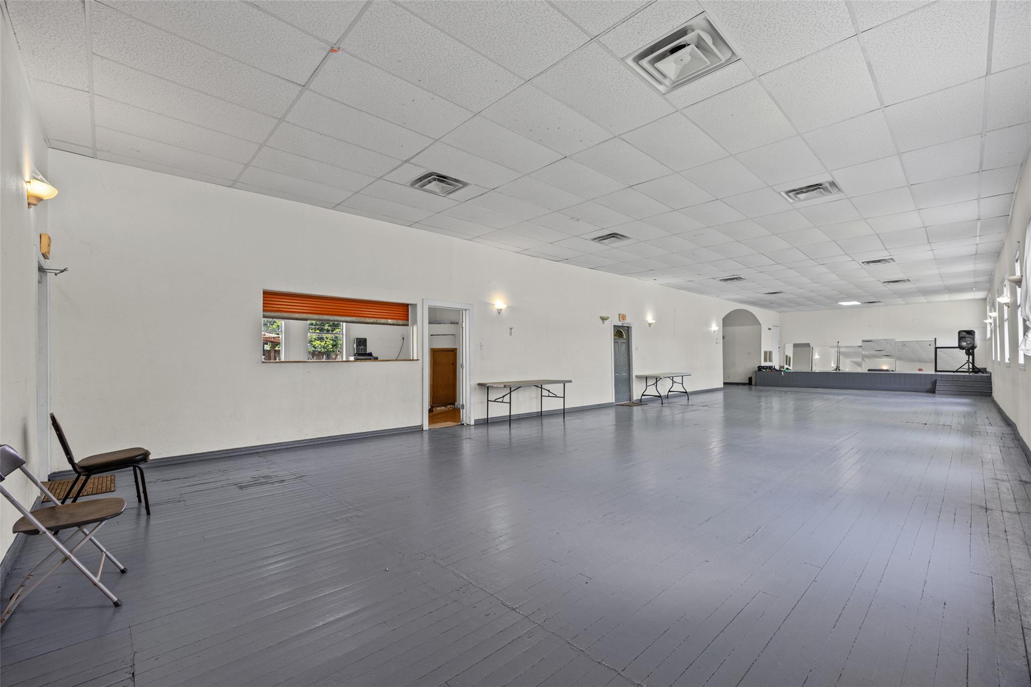 6950 Us Highway 183 S, Austin, TX 78744