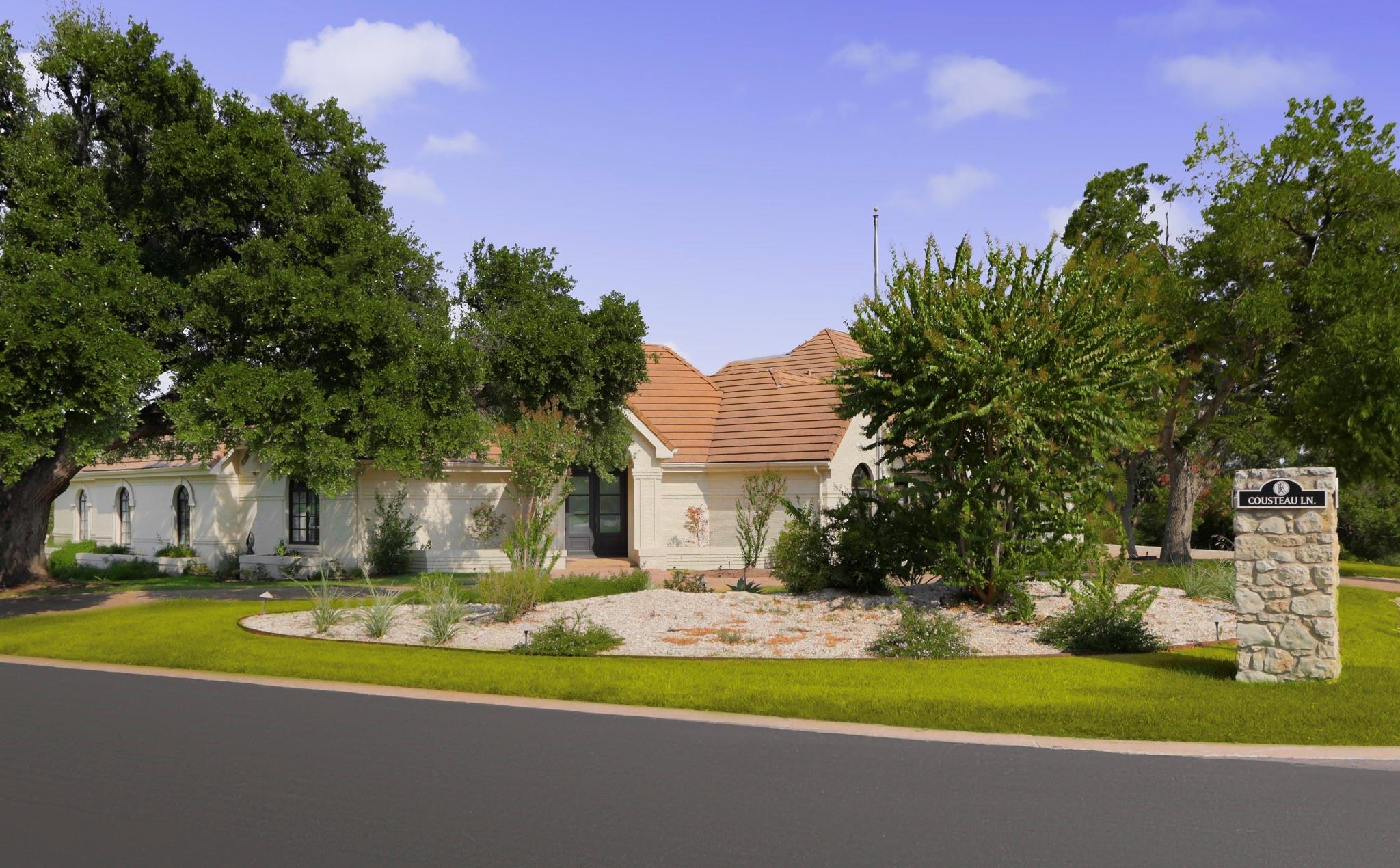 21 Cousteau Ln, Austin, TX 78746