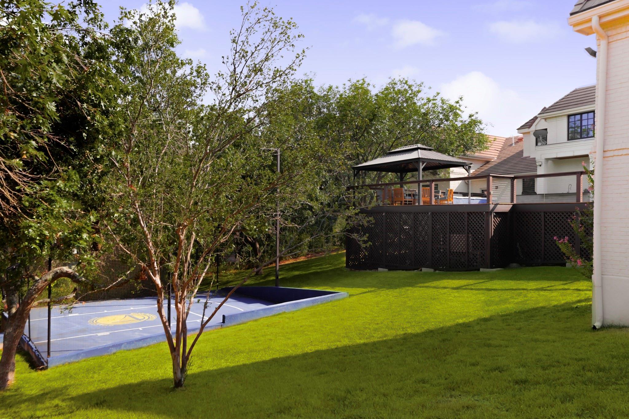21 Cousteau Ln, Austin, TX 78746