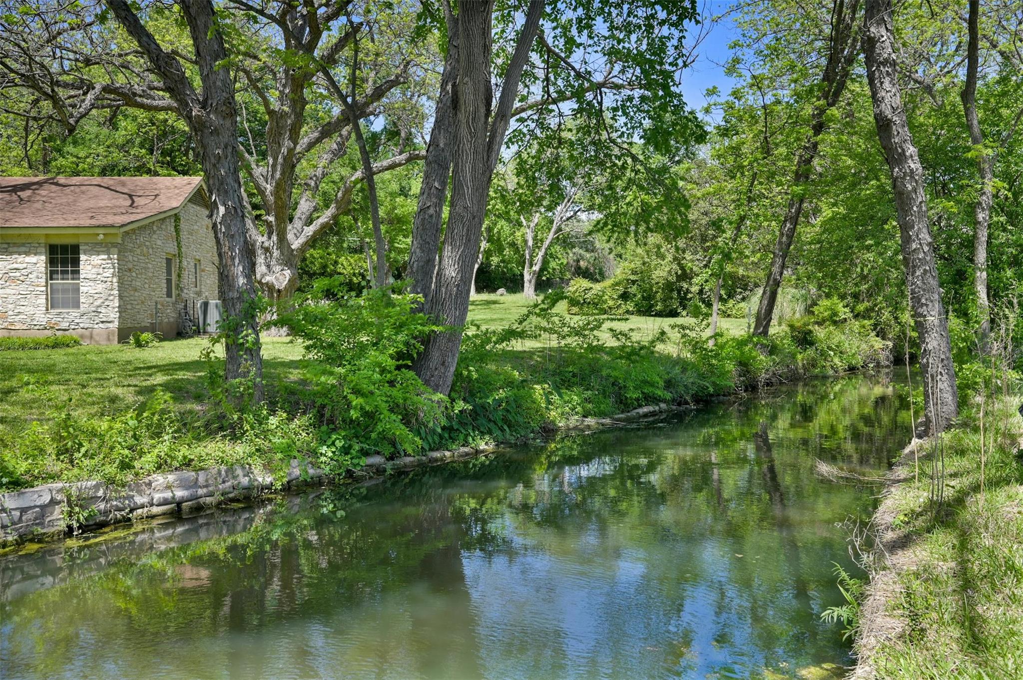 1717 Channel Rd, Austin, TX 78746