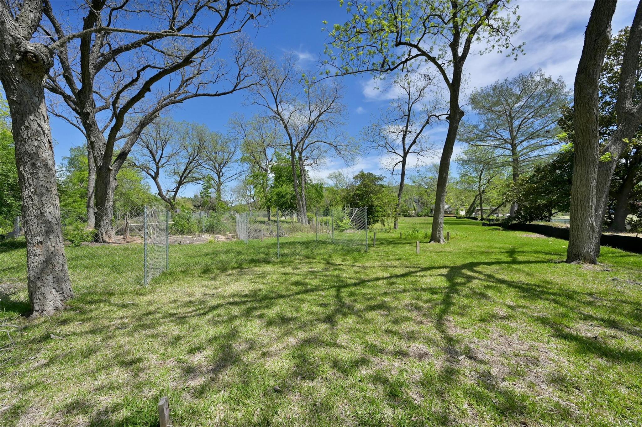 1717 Channel Rd, Austin, TX 78746