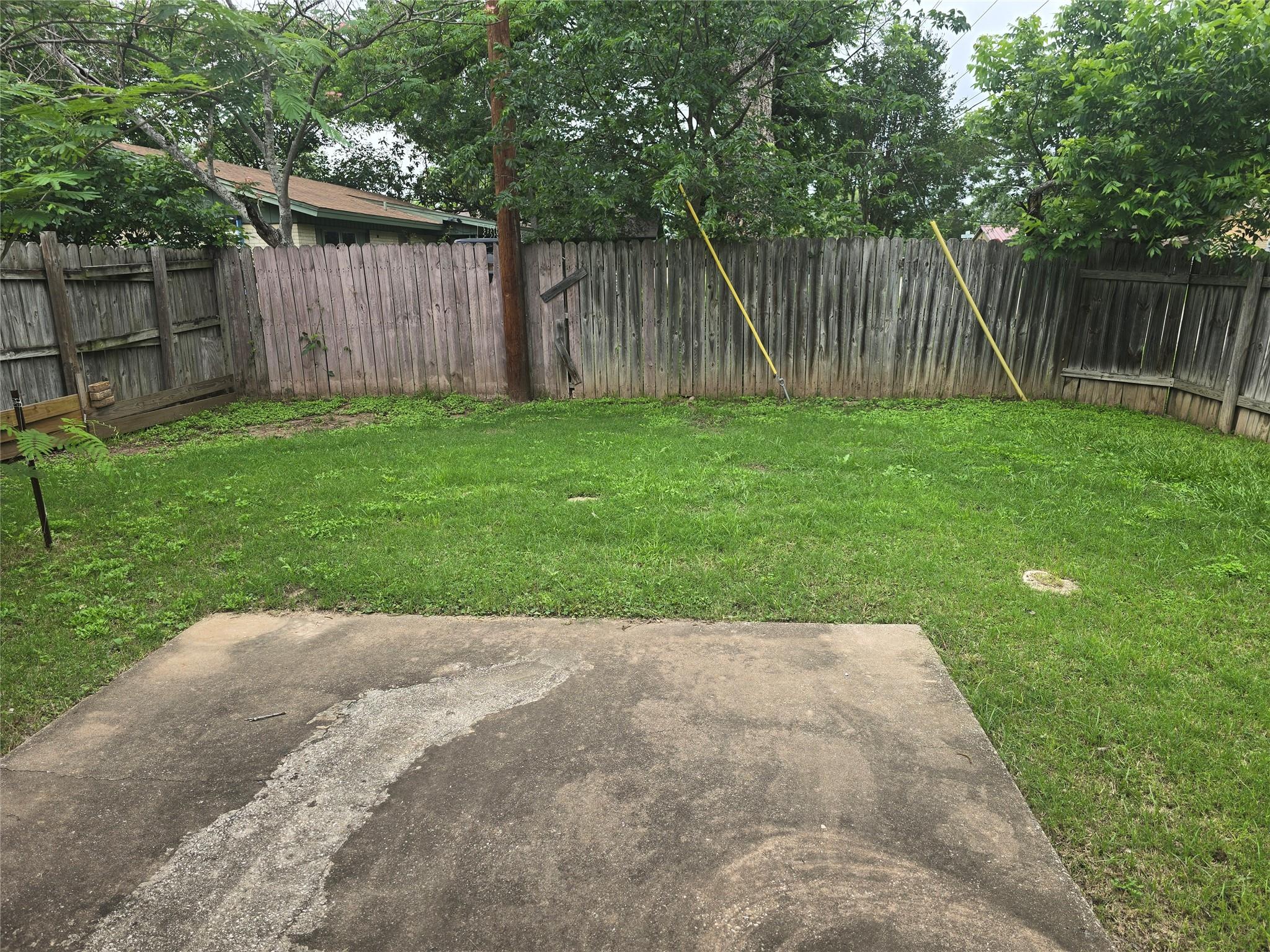 420 Vista West Ct # B, Bastrop, TX 78602
