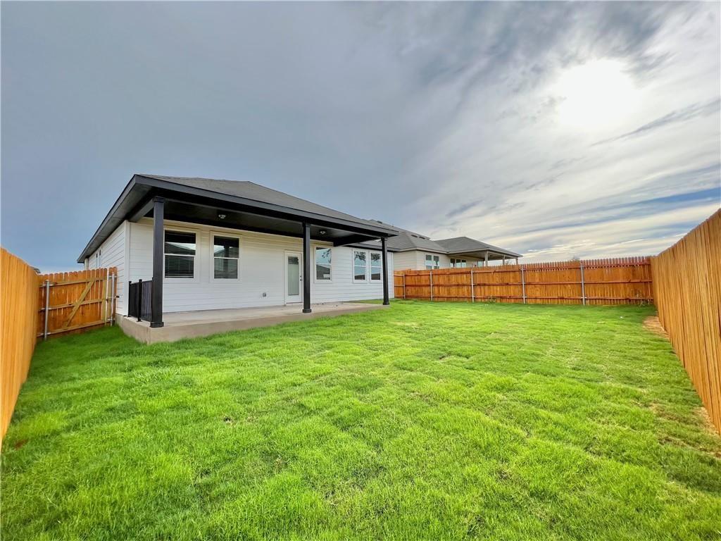 168 Andesite Trl, Liberty Hill, TX 78642