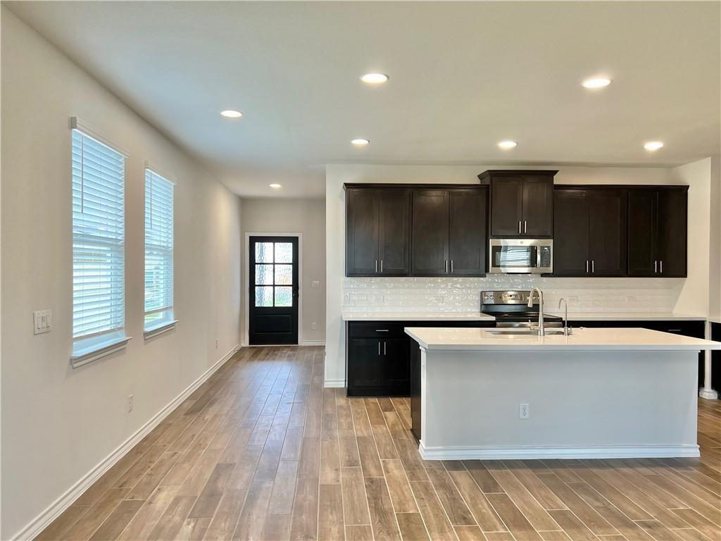 168 Andesite Trl, Liberty Hill, TX 78642