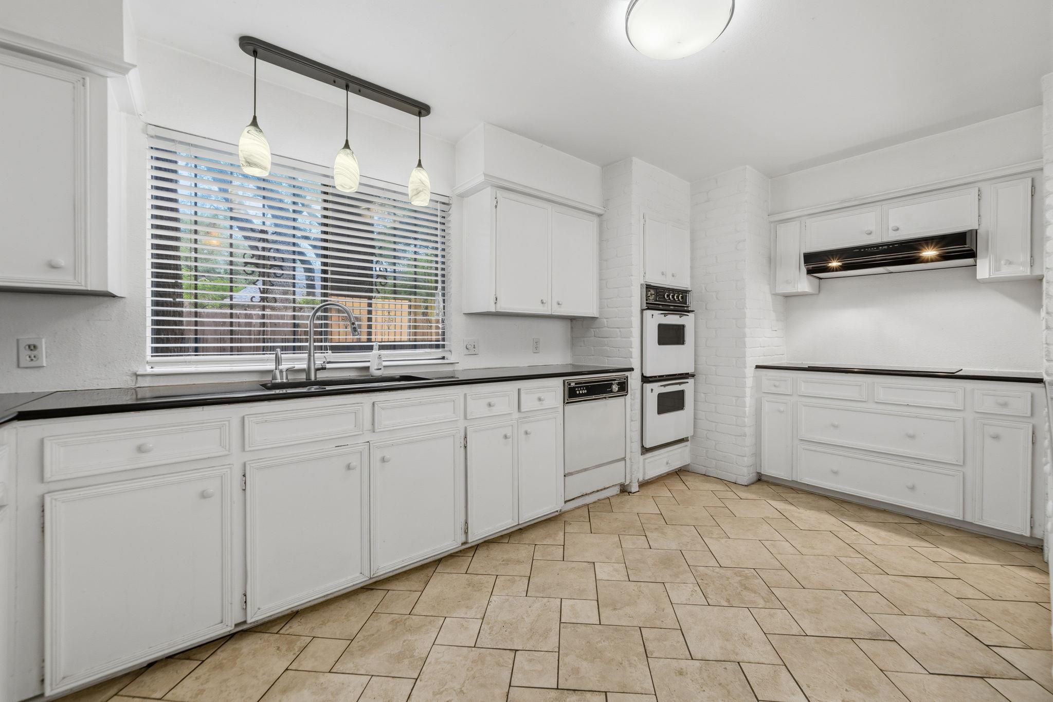 3839 Steck Ave, Austin, TX 78759
