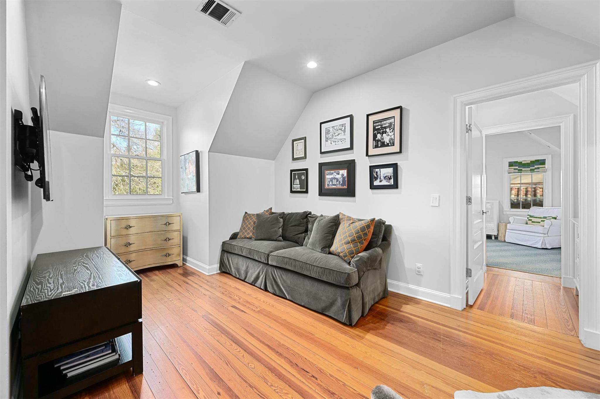 1307 Elton Ln, Austin, TX 78703