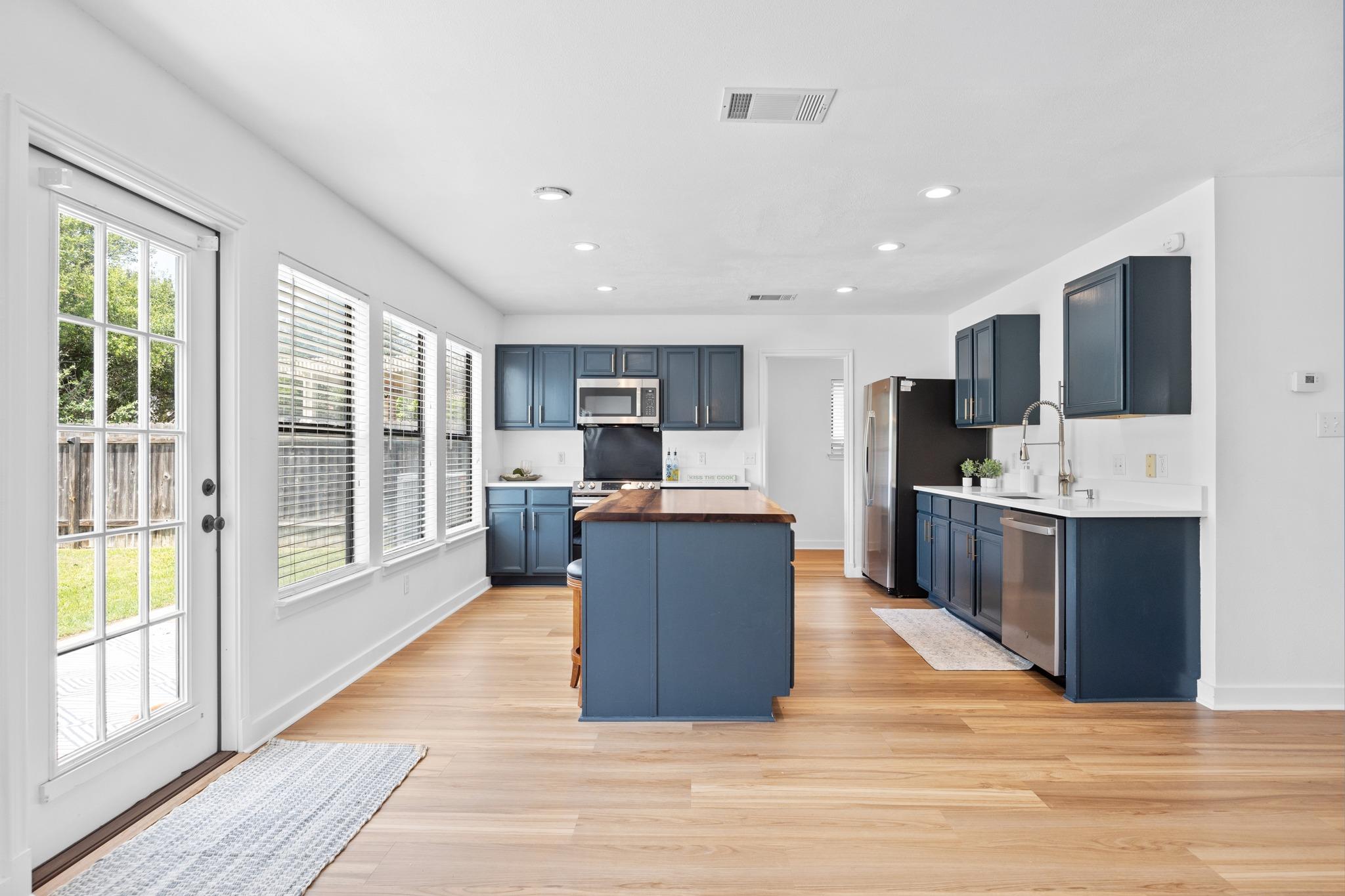 2405 Byfield Dr, Cedar Park, TX 78613