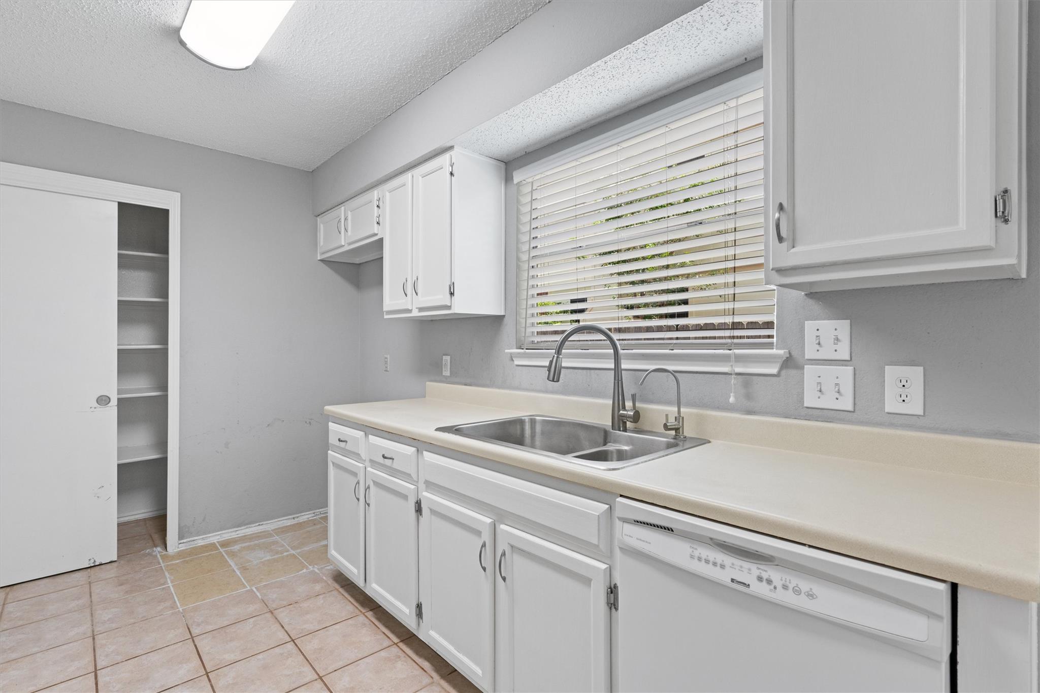 913 Dover Pass, Cedar Park, TX 78613