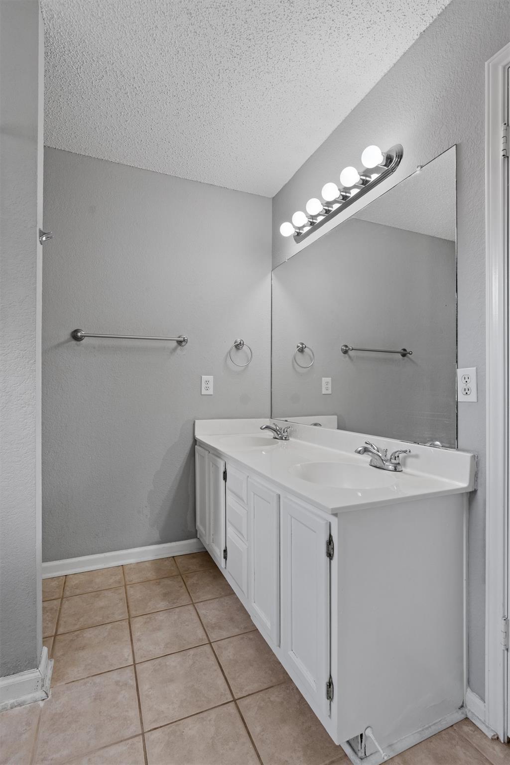 913 Dover Pass, Cedar Park, TX 78613