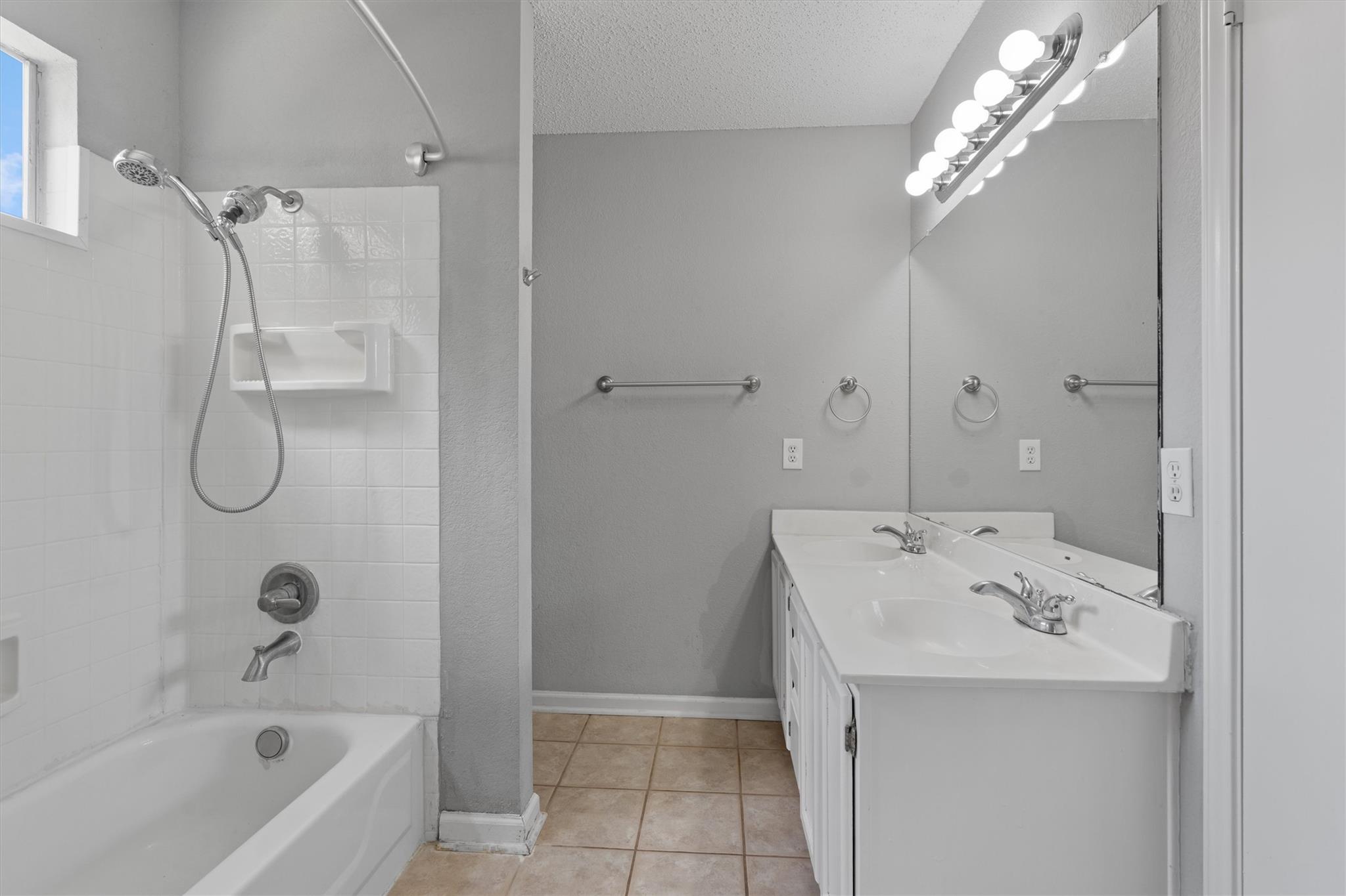 913 Dover Pass, Cedar Park, TX 78613