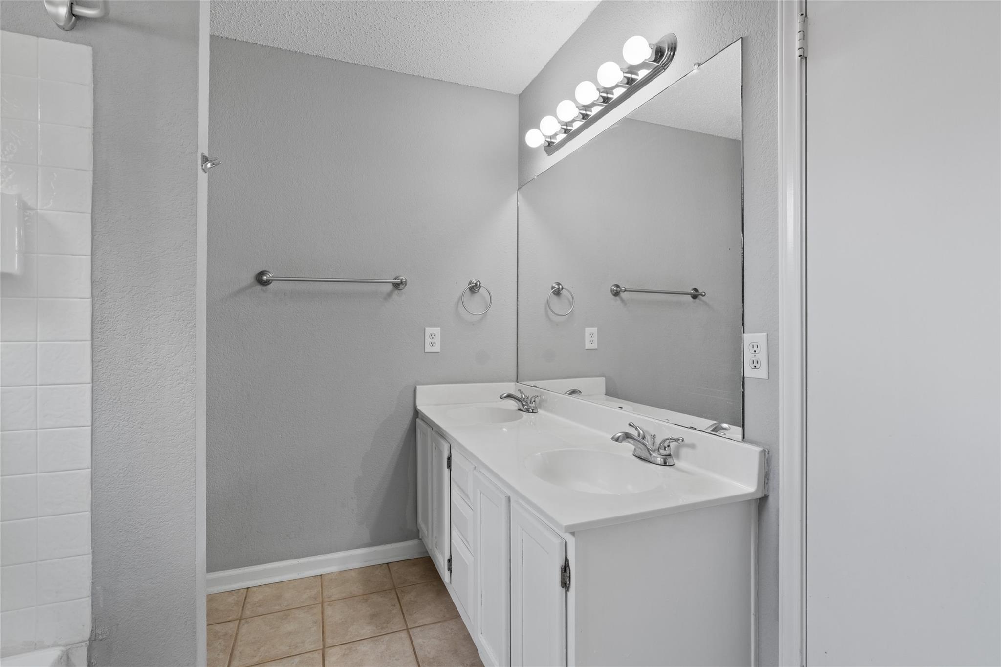 913 Dover Pass, Cedar Park, TX 78613