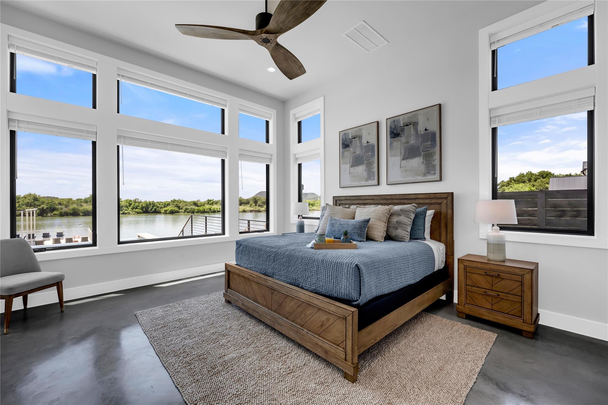 3208 River Oaks Dr, Kingsland, TX 78639