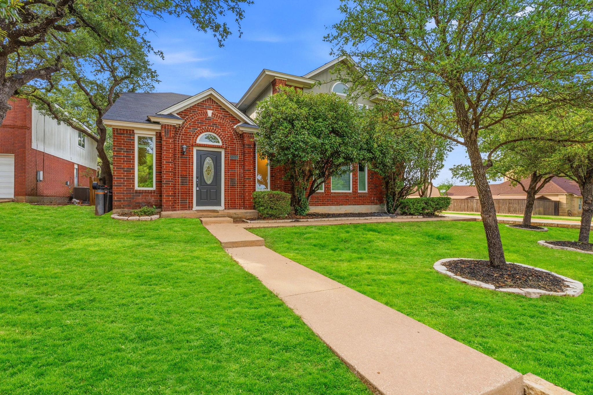 1201 Deer Grove Dr, Cedar Park, TX 78613