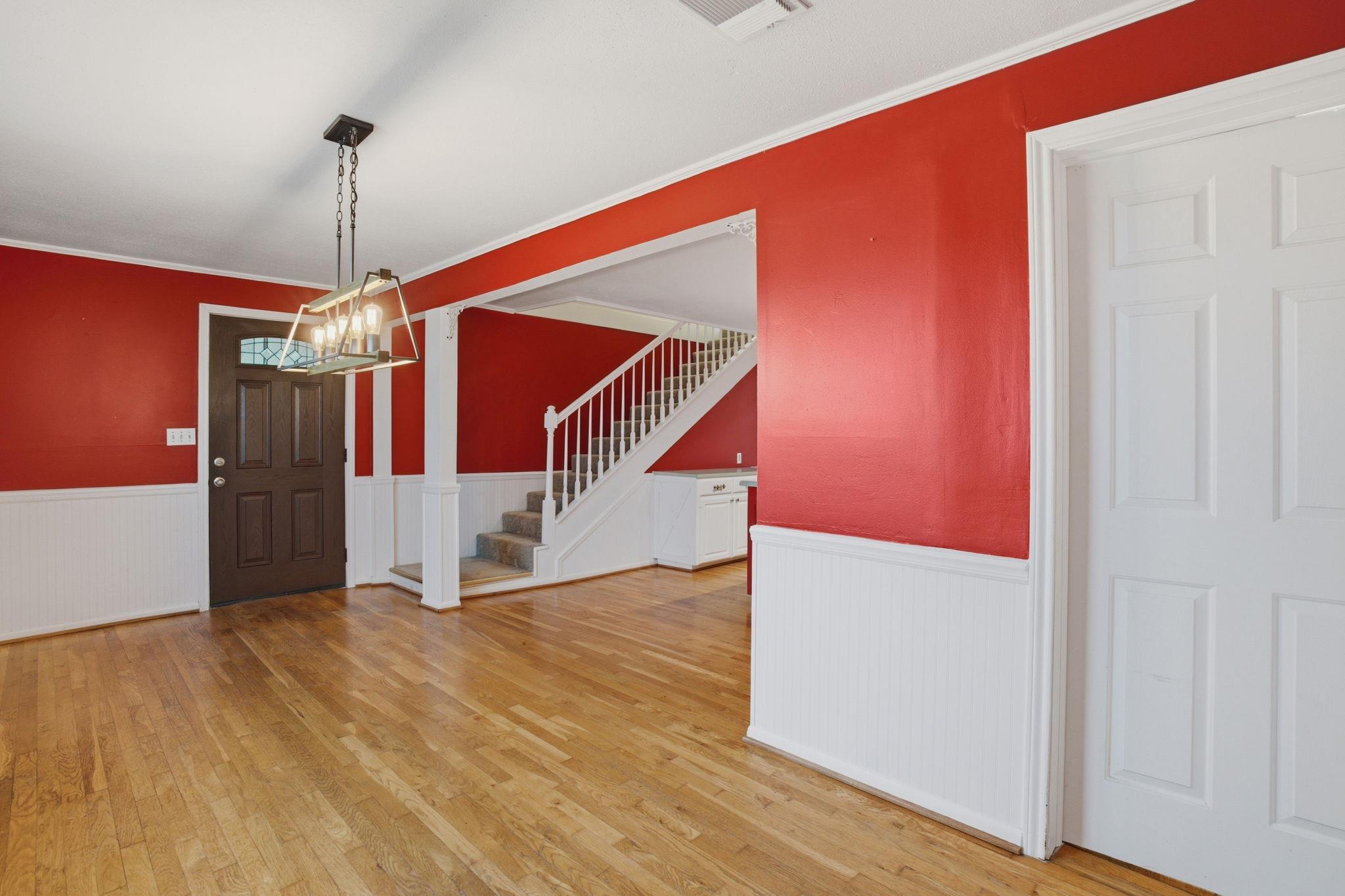 1000 County Road 458, Coupland, TX 78615