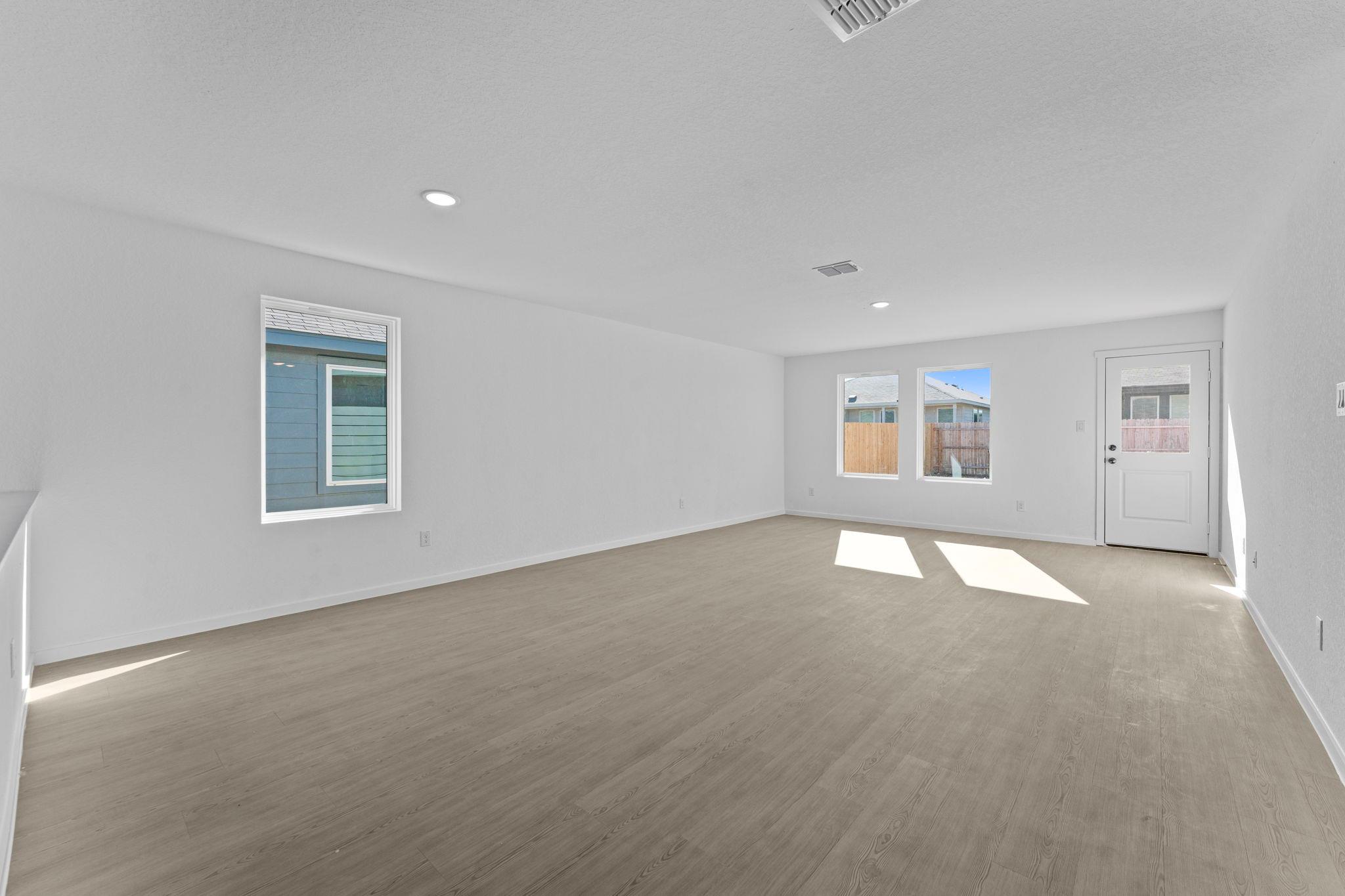 101 Ellendale Pl, Fredericksburg, TX 78624