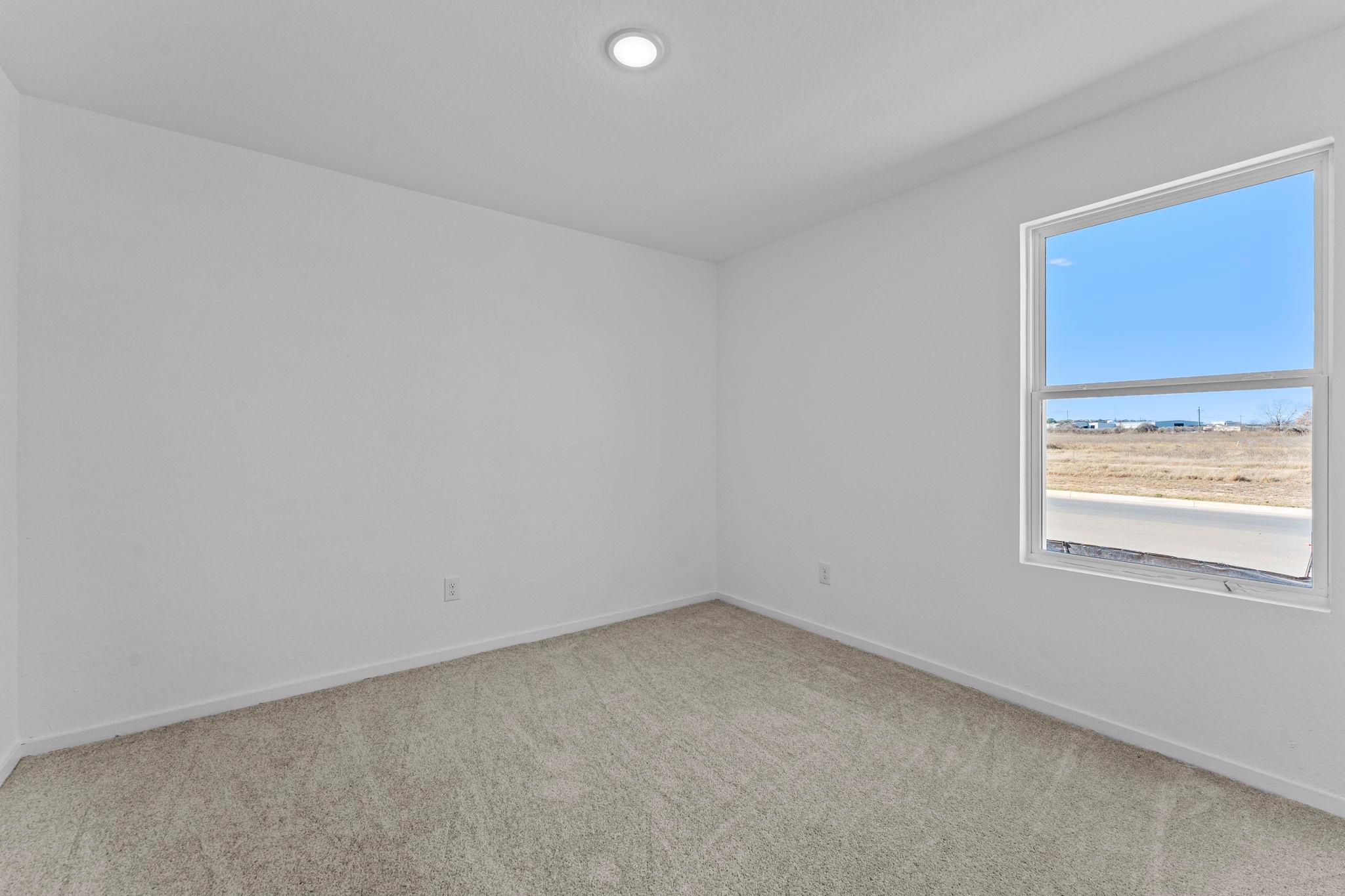 101 Ellendale Pl, Fredericksburg, TX 78624