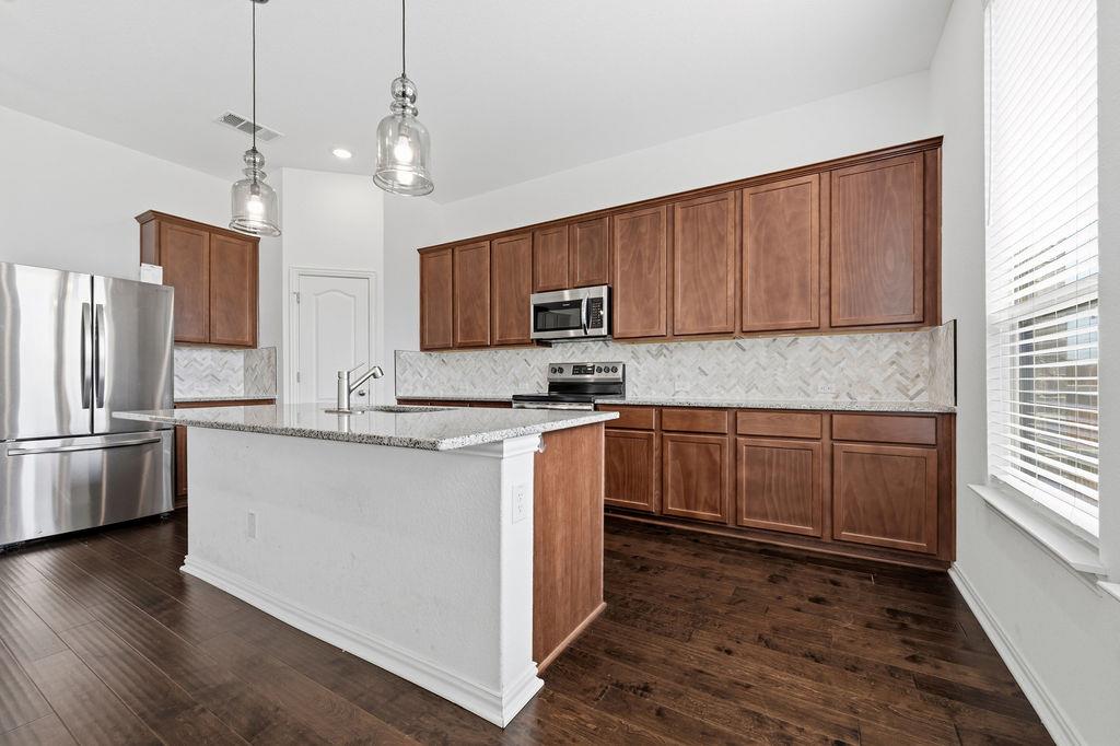 1005 Ridge Runner Dr, Georgetown, TX 78628