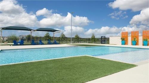 312 Sonterra Dr, San Marcos, TX 78666