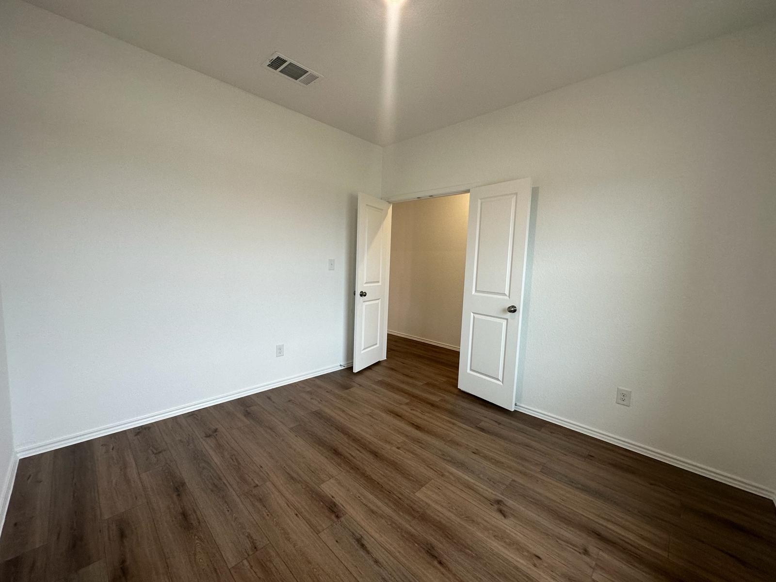 312 Sonterra Dr, San Marcos, TX 78666
