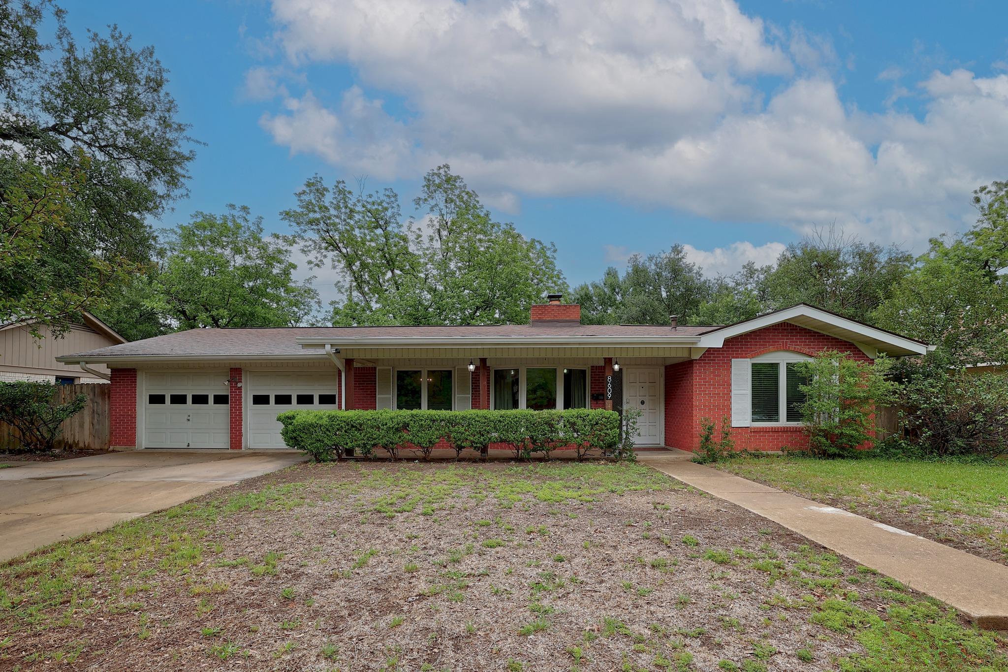 8609 Melshire Dr, Austin, TX 78757